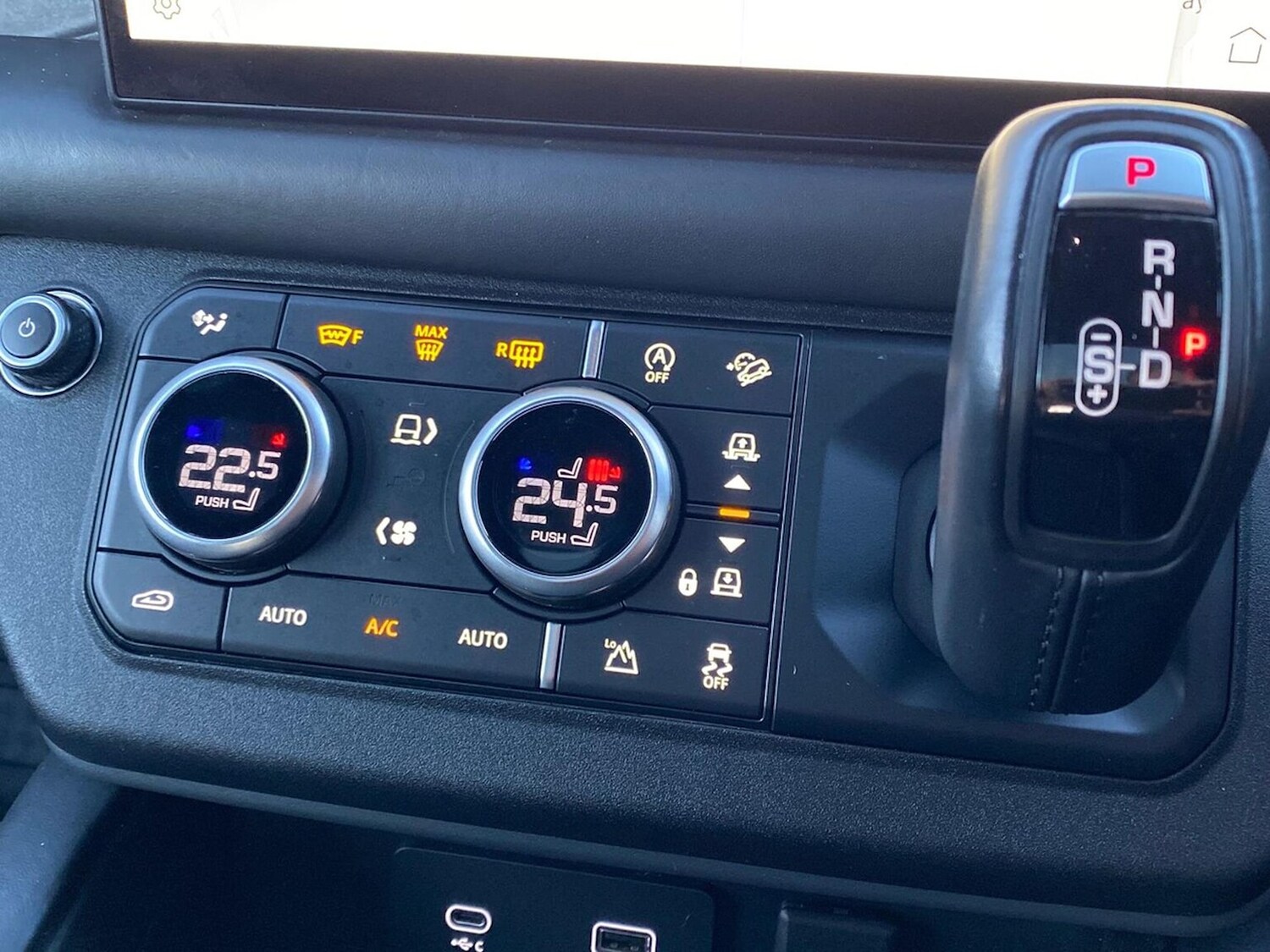 Used Land Rover Defender 2023 for sale - 77488002: Photo 22