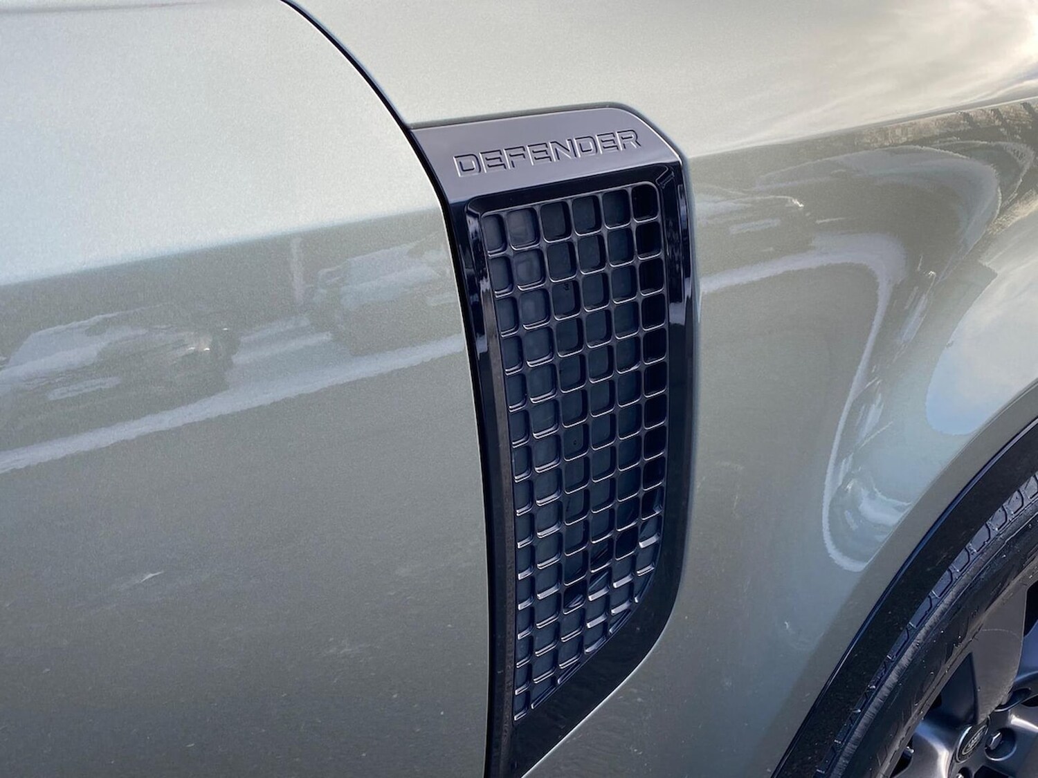 Used Land Rover Defender 2023 for sale - 77488002: Photo 28