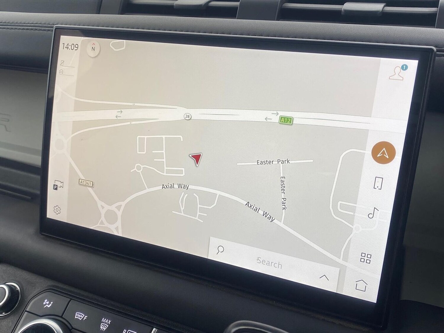 Used Land Rover Defender 2022 for sale - 76566531: Photo 11