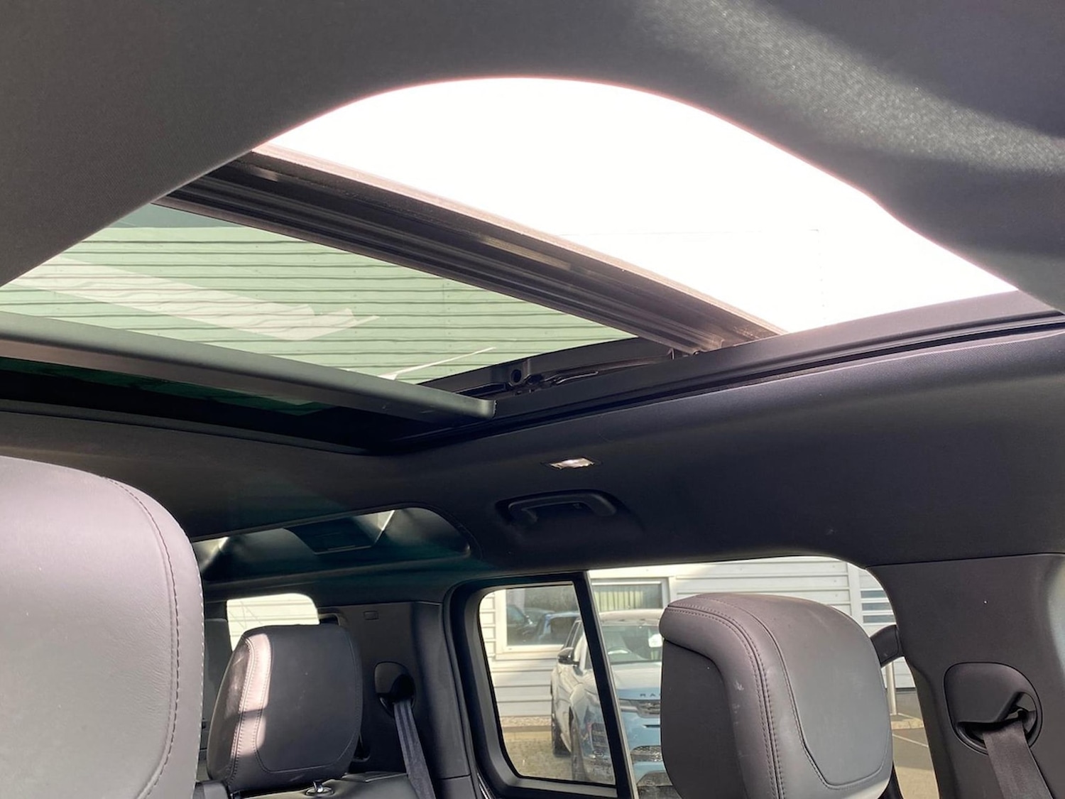 Used Land Rover Defender 2022 for sale - 76566531: Photo 28