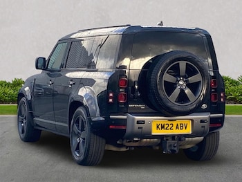 Used Land Rover Defender 2022 for sale - 76566531: Photo