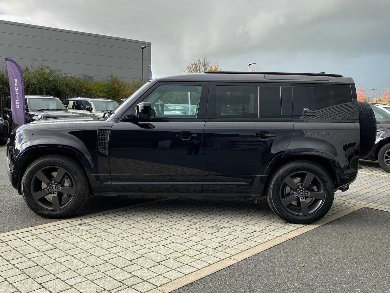 Used Land Rover Defender 2022 for sale - 76566531: Photo 34