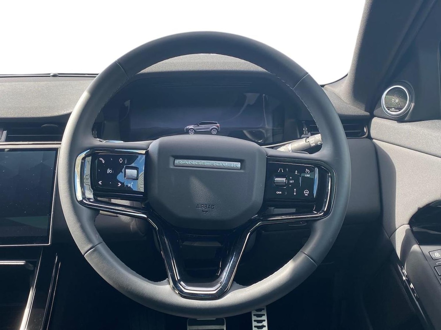 Used Land Rover Range Rover Evoque 2025 for sale - 76430823: Photo 15