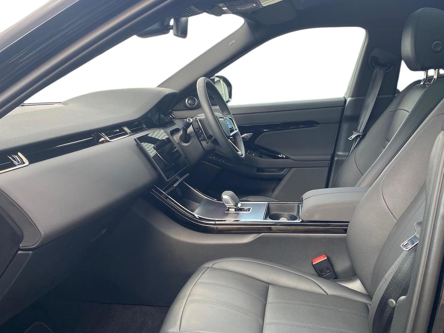 Used Land Rover Range Rover Evoque 2025 for sale - 76430823: Photo 3