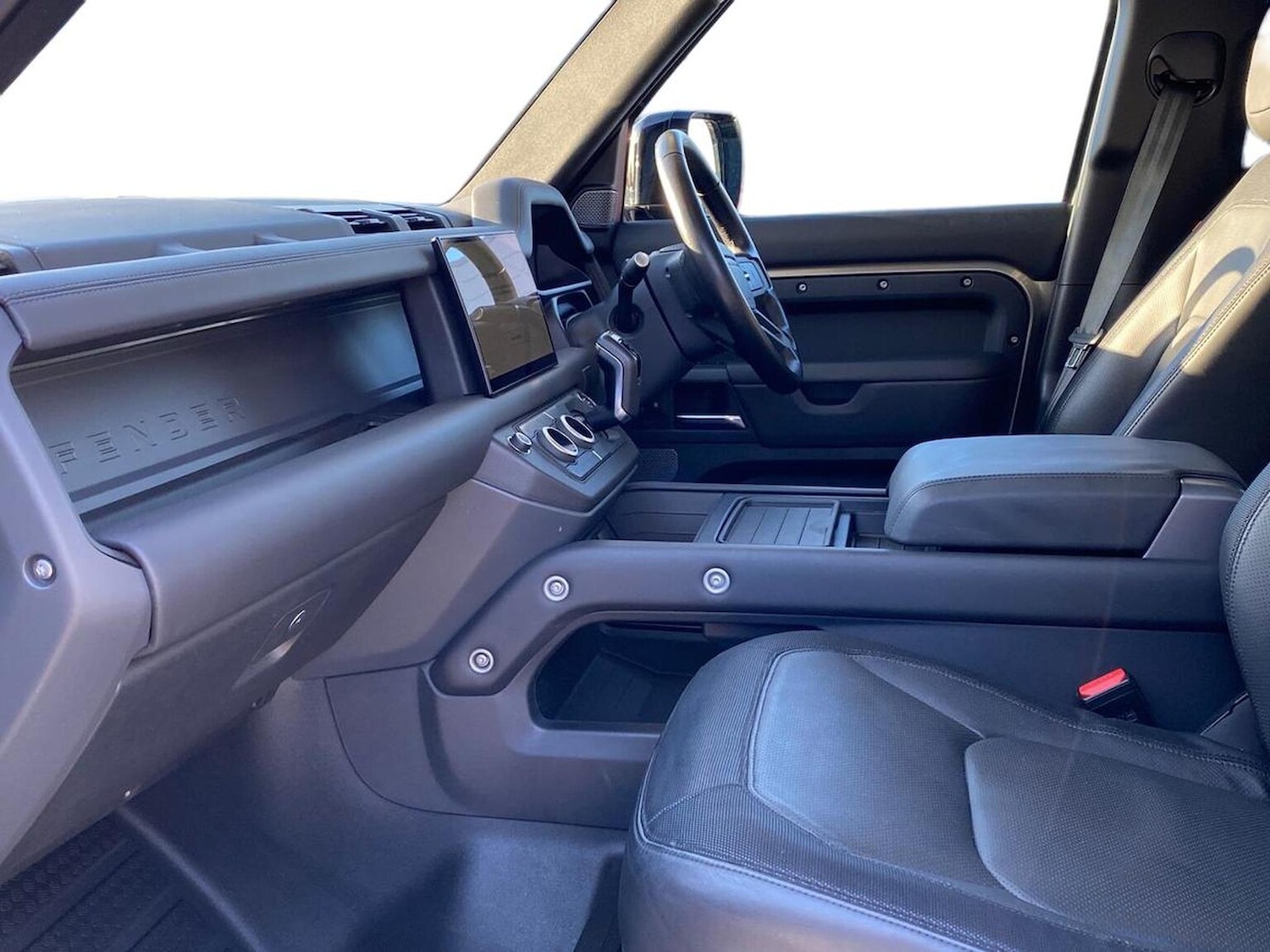 Used Land Rover Defender 2023 for sale - 77487989: Photo 3