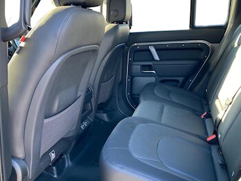 Used Land Rover Defender 2023 for sale - 77487989: Photo