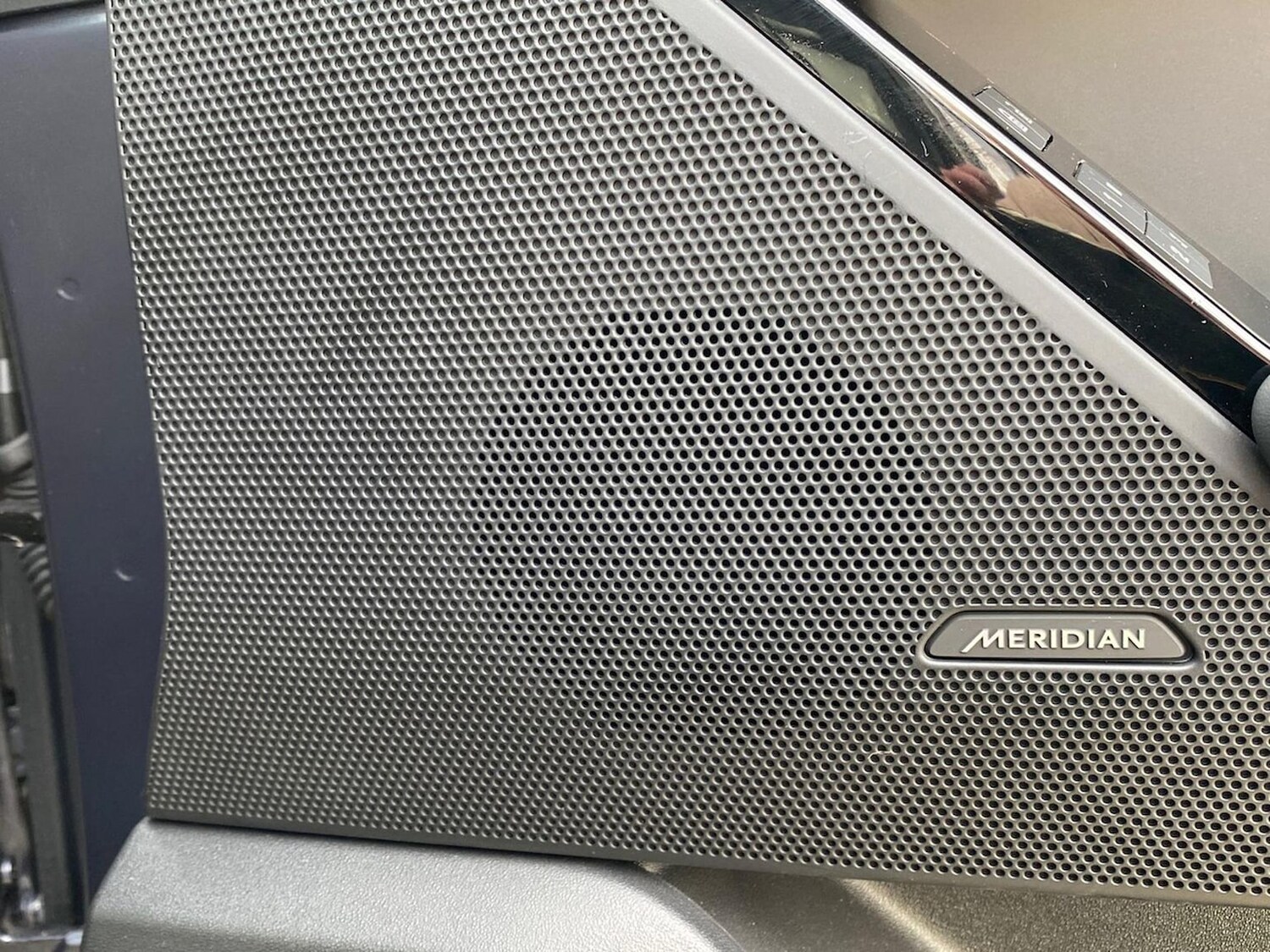 Used Land Rover Range Rover Velar 2024 for sale - 76559809: Photo 22