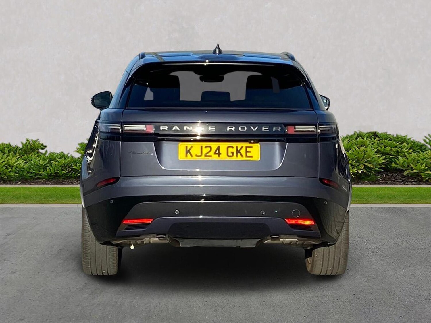 Used Land Rover Range Rover Velar 2024 for sale - 76559809: Photo 6