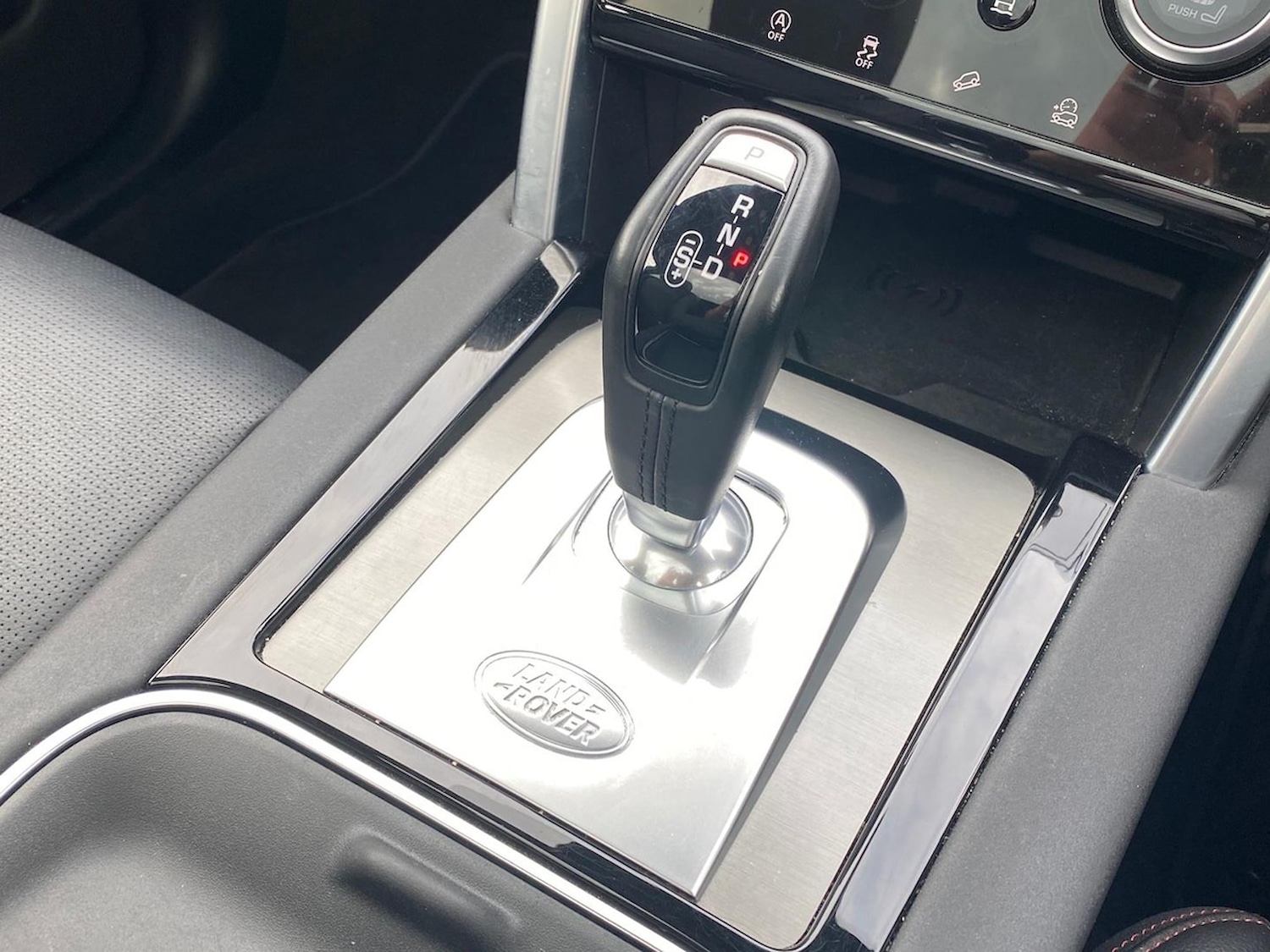 Used Land Rover Discovery Sport 2022 for sale - 76352472: Photo 13