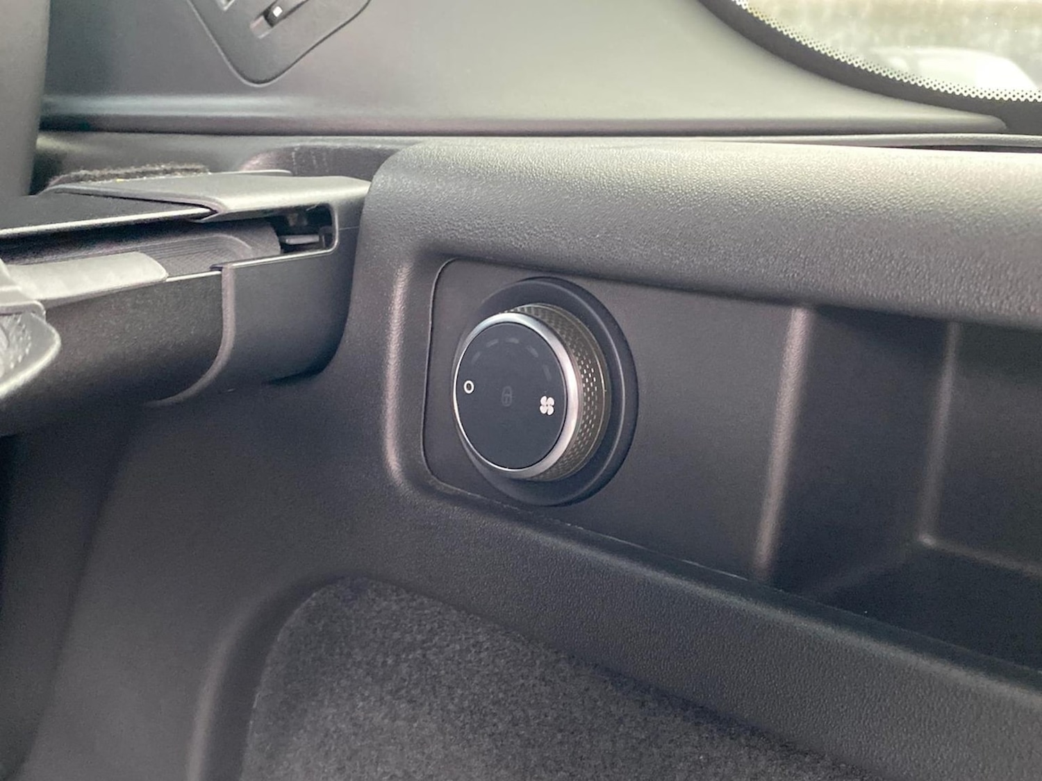 Used Land Rover Discovery Sport 2024 for sale - 78131850: Photo 38