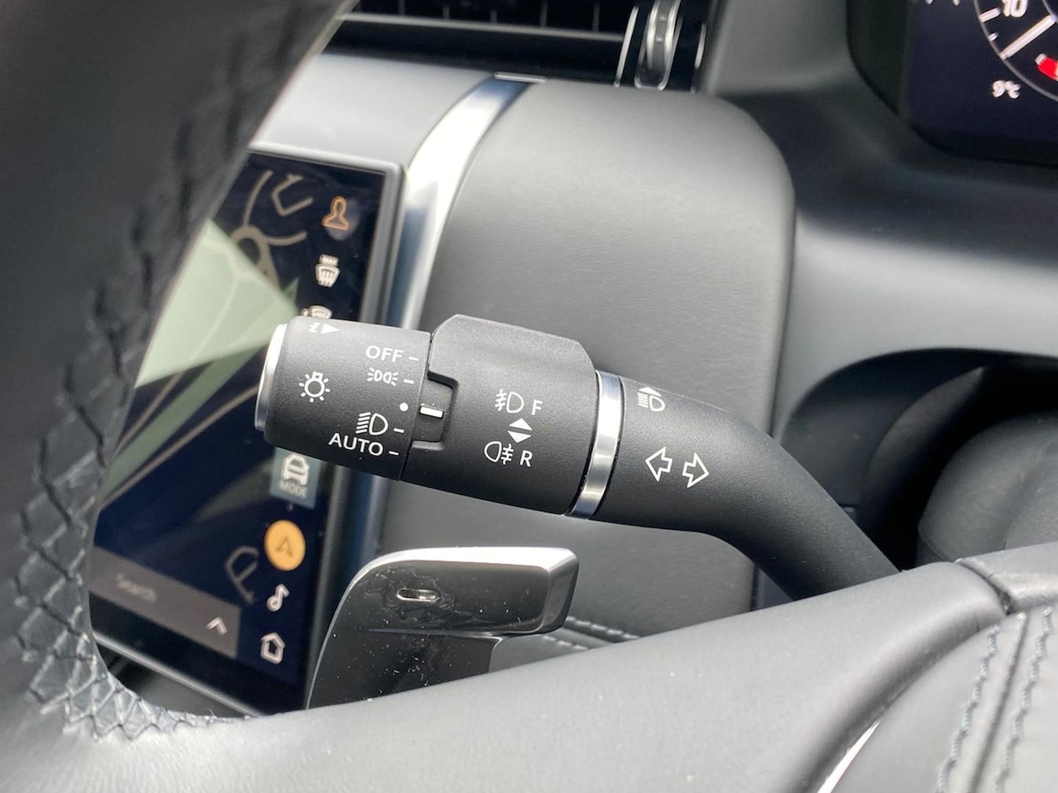 Used Land Rover Discovery Sport 2024 for sale - 78131850: Photo 45