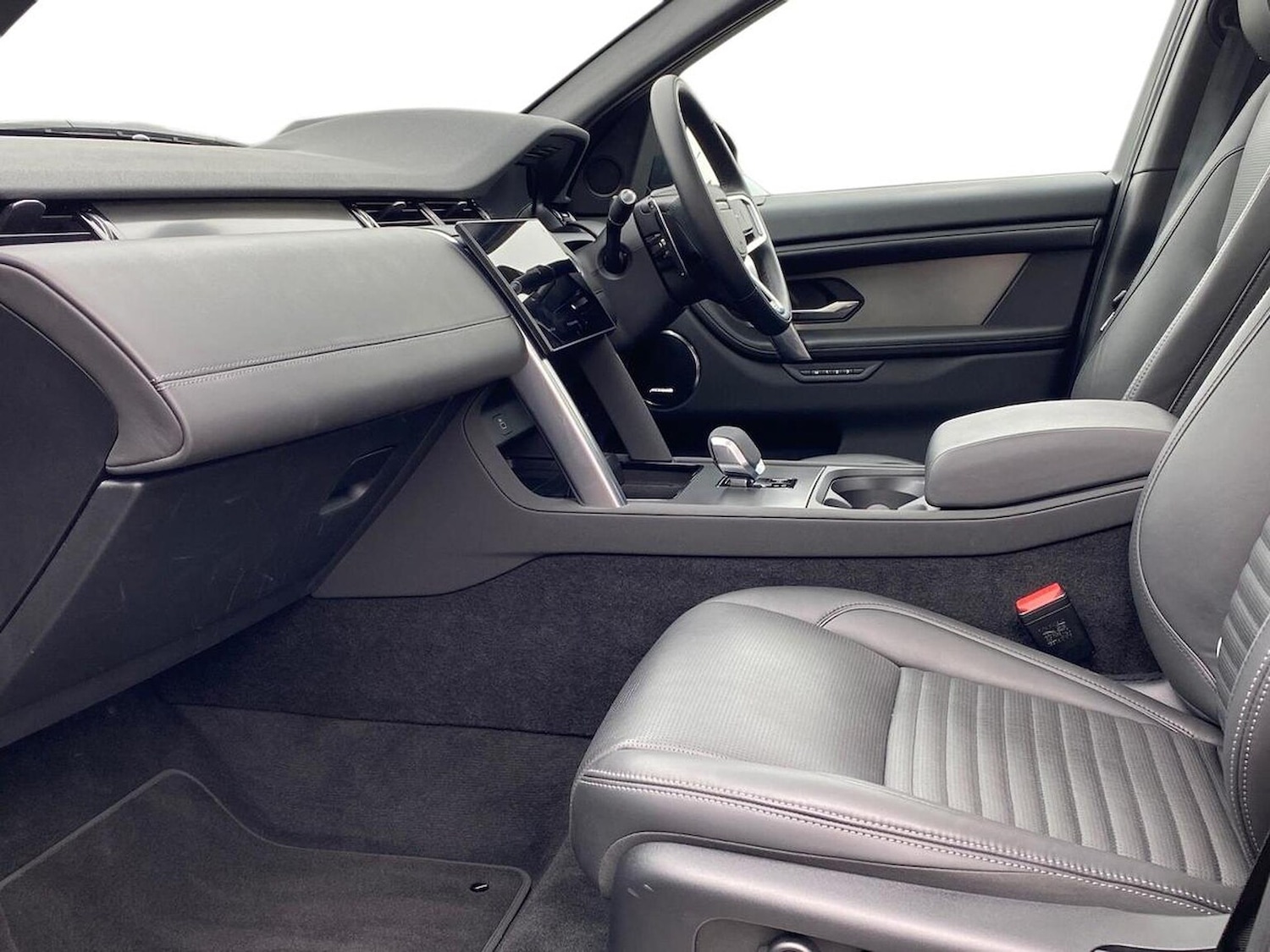 Used Land Rover Discovery Sport 2024 for sale - 78131850: Photo 5