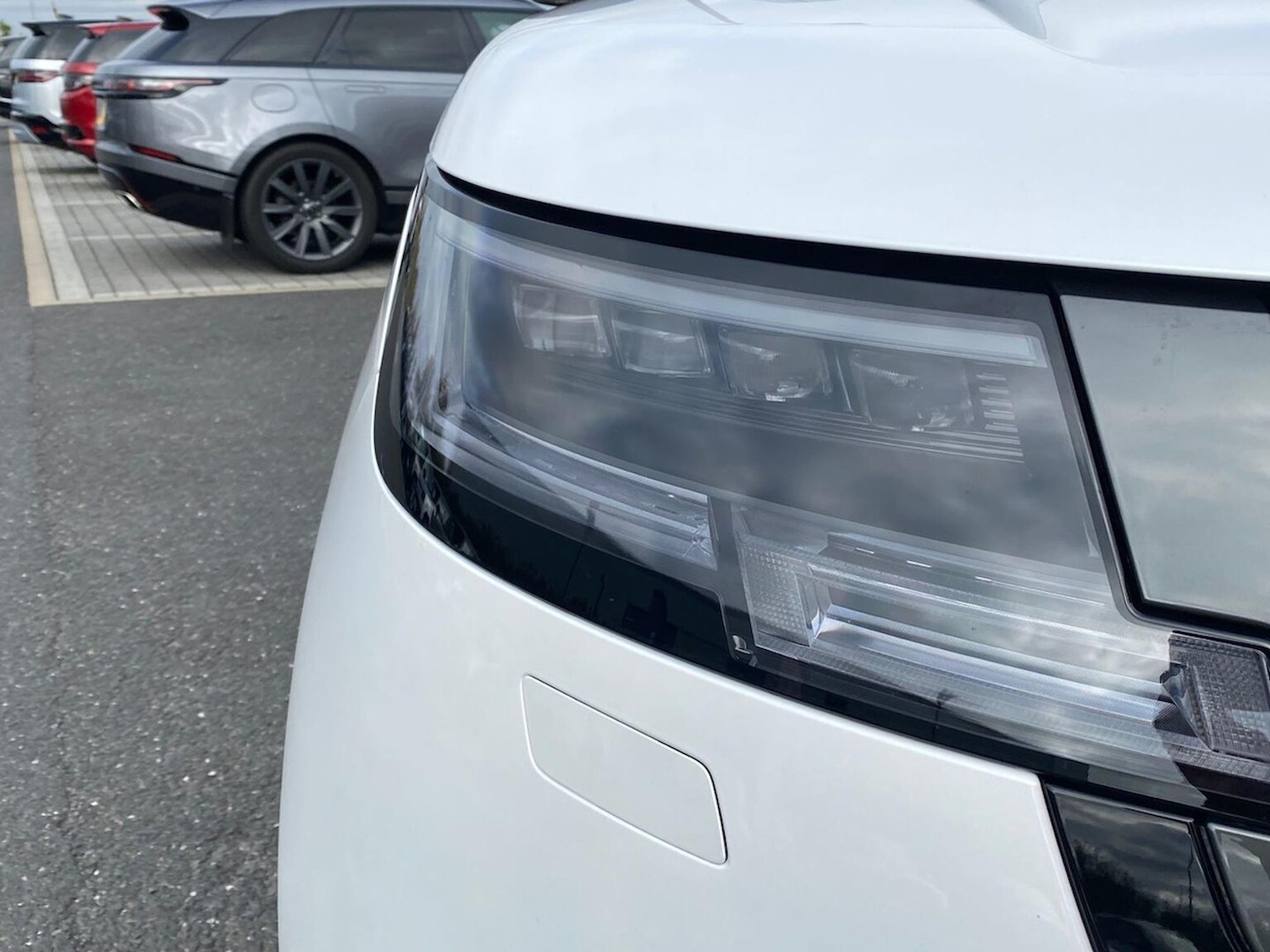 Used Land Rover Range Rover 2025 for sale - 76570951: Photo 17