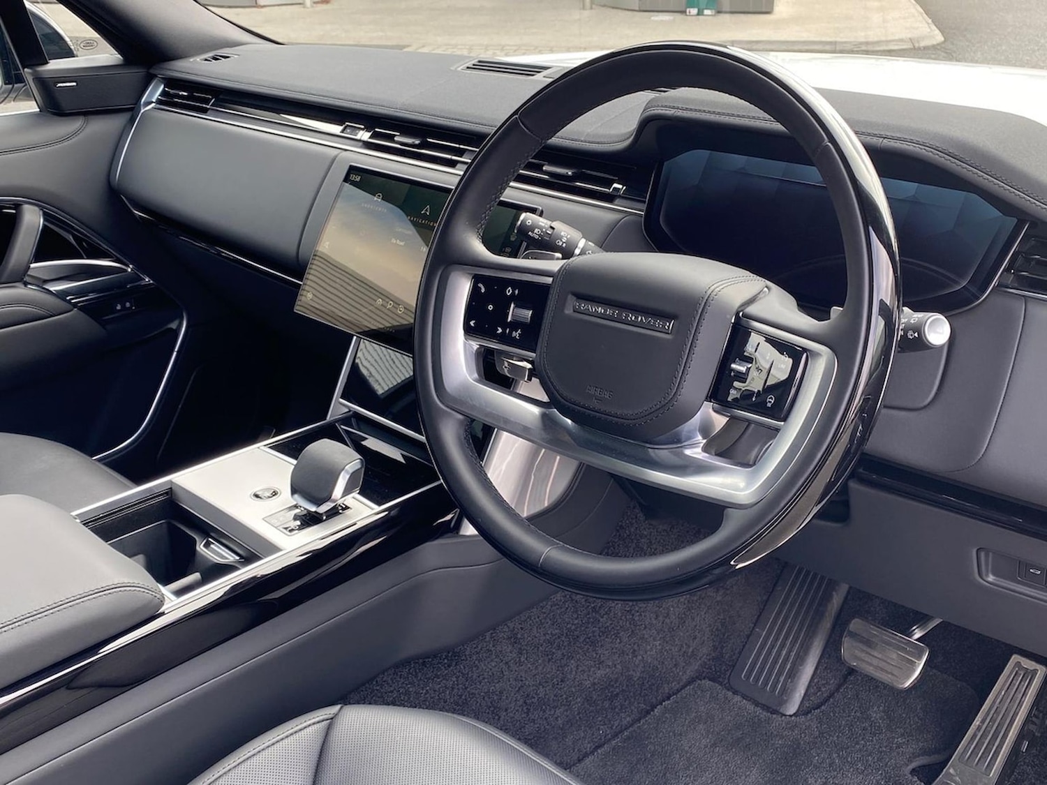 Used Land Rover Range Rover 2025 for sale - 76570951: Photo 25