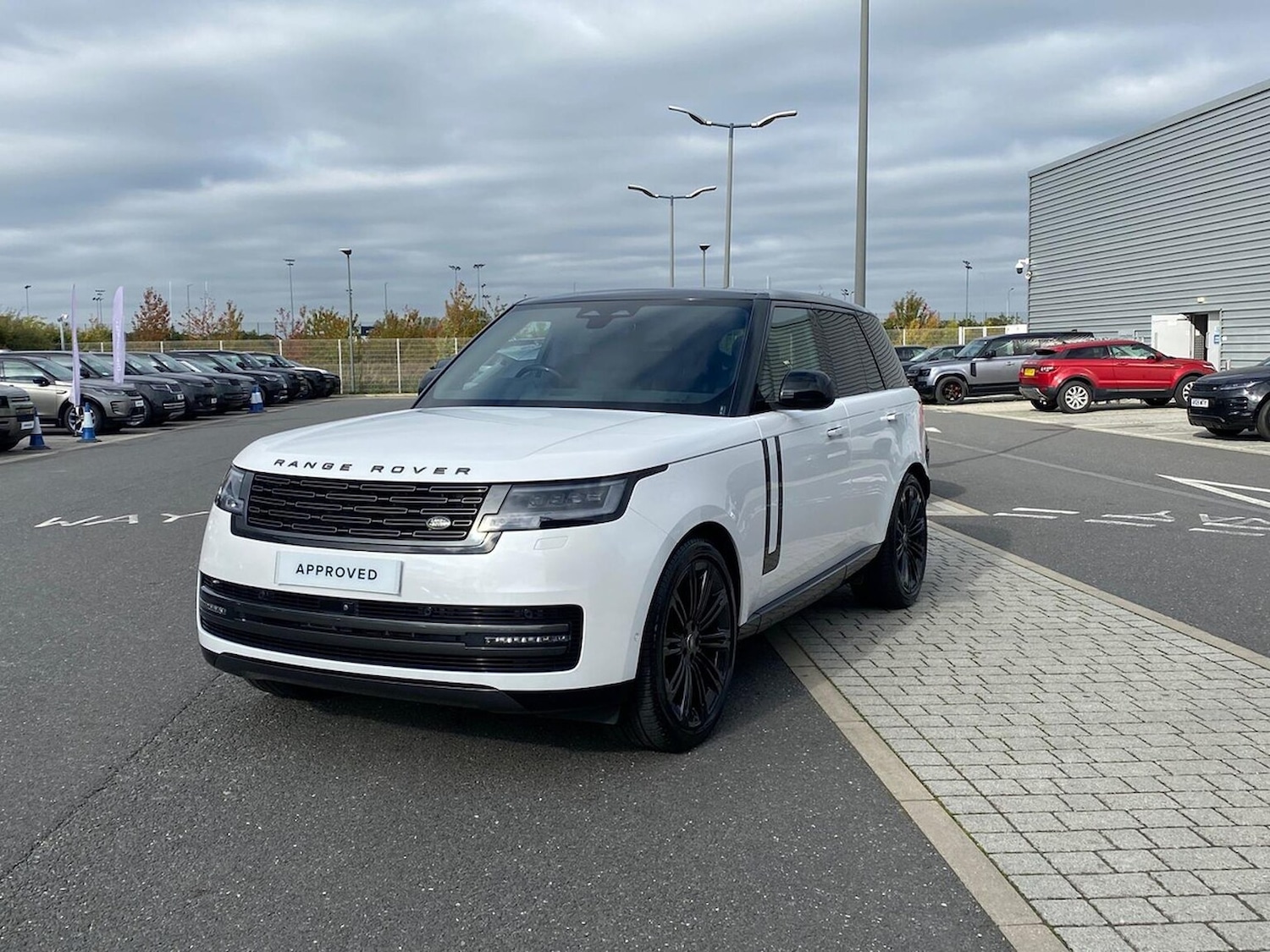 Used Land Rover Range Rover 2025 for sale - 76570951: Photo 34