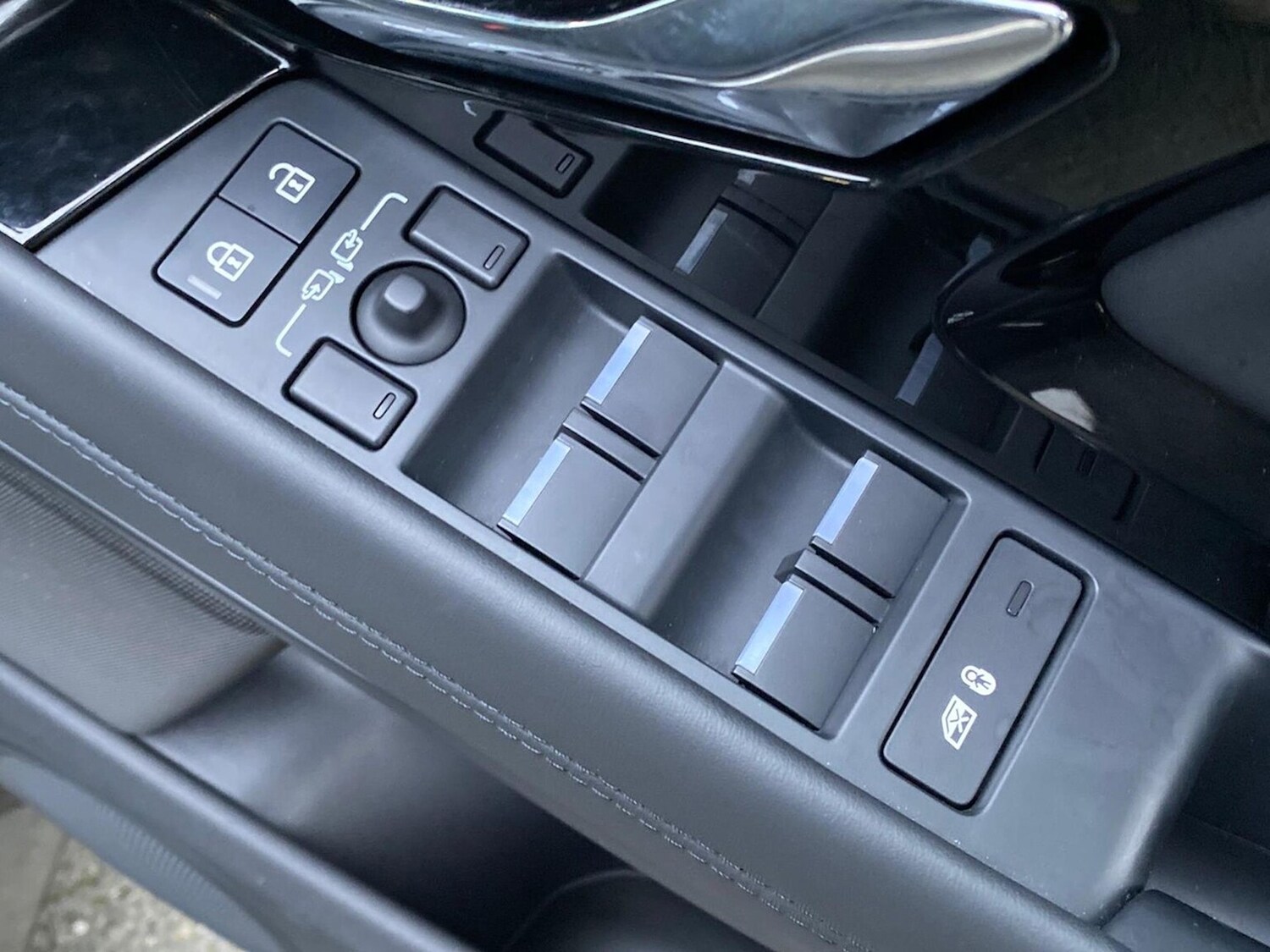 Used Land Rover Range Rover Evoque 2023 for sale - 76982890: Photo 27