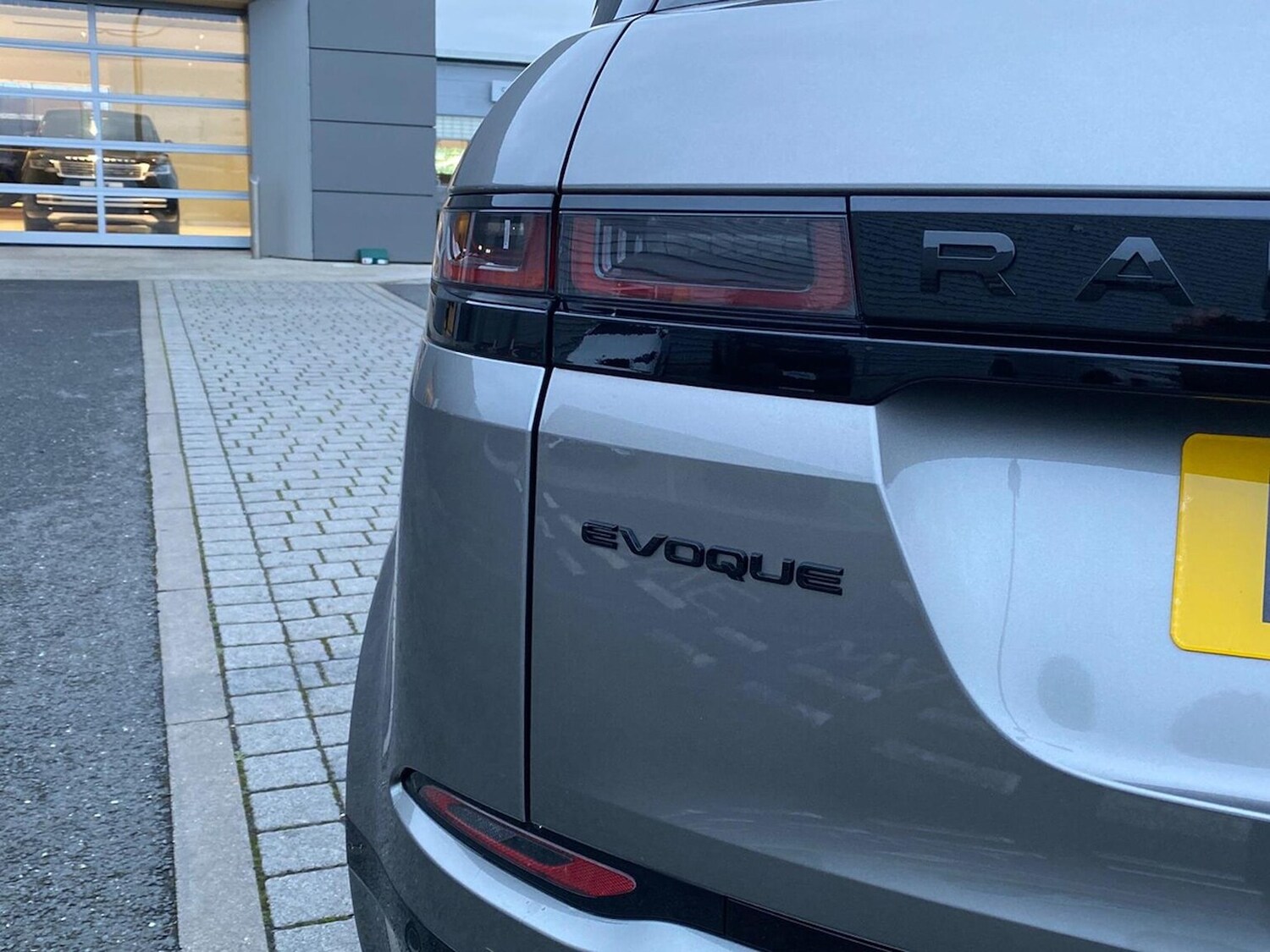 Used Land Rover Range Rover Evoque 2023 for sale - 76982890: Photo 28