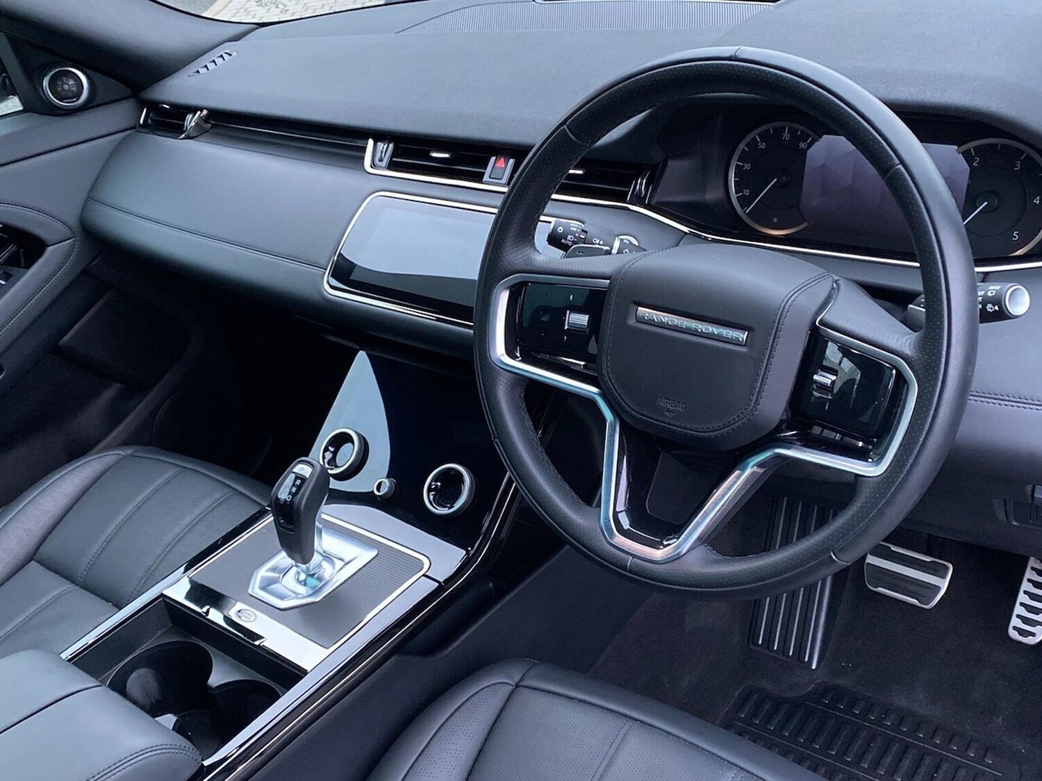 Used Land Rover Range Rover Evoque 2023 for sale - 76982890: Photo 33