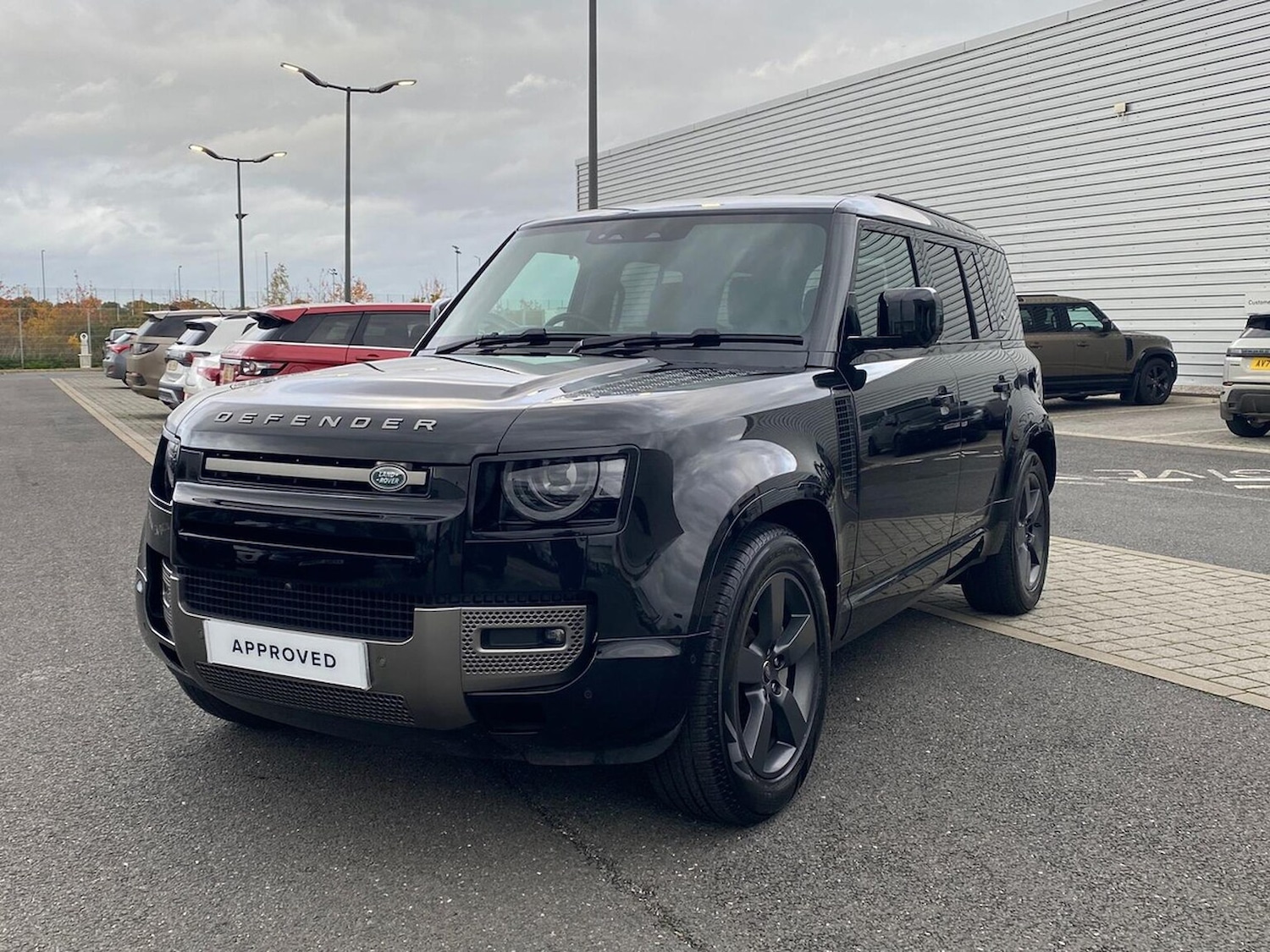 Used Land Rover Defender 2024 for sale - 76455187: Photo 31