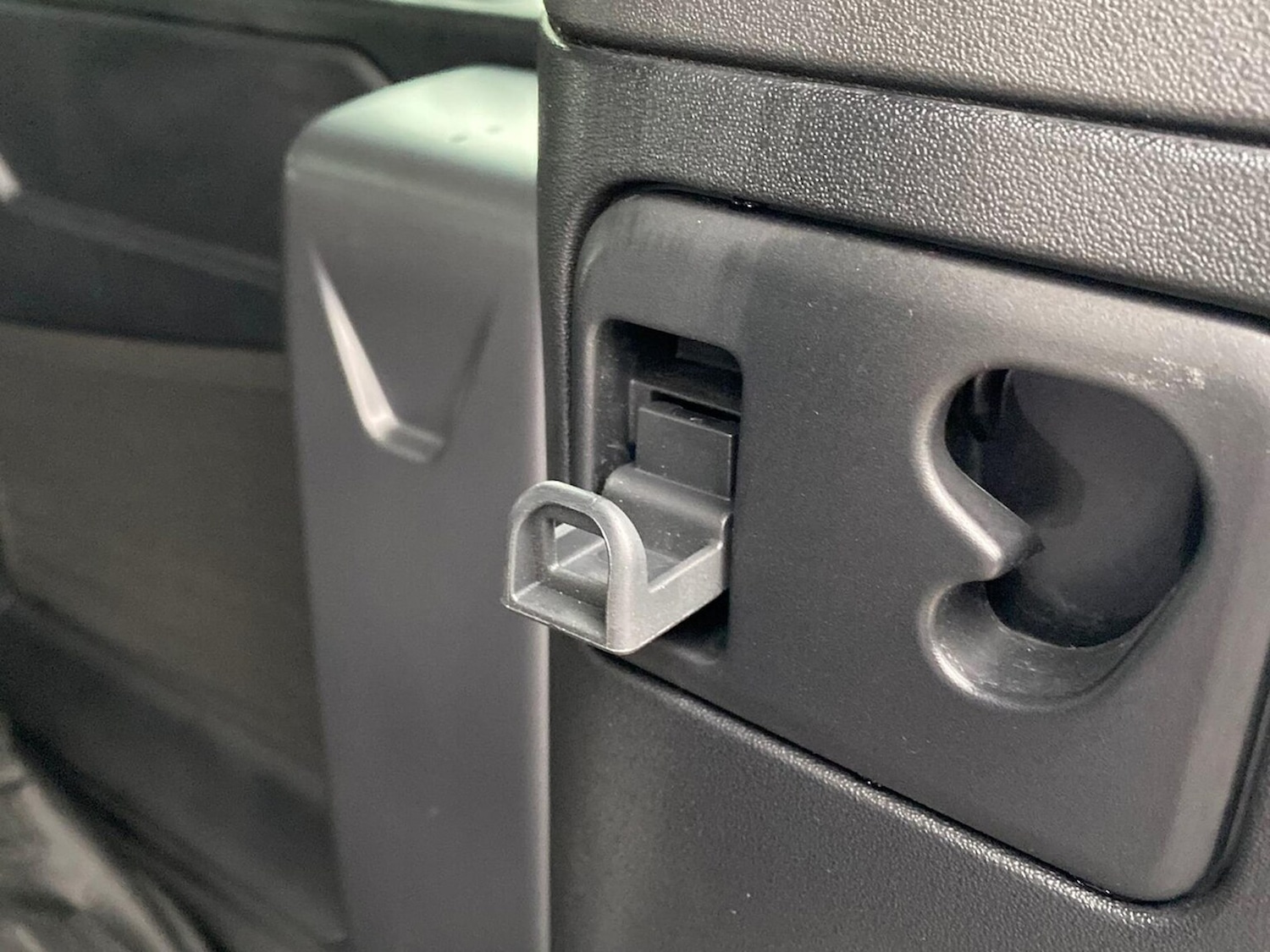 Used Land Rover Defender 2024 for sale - 76455187: Photo 35