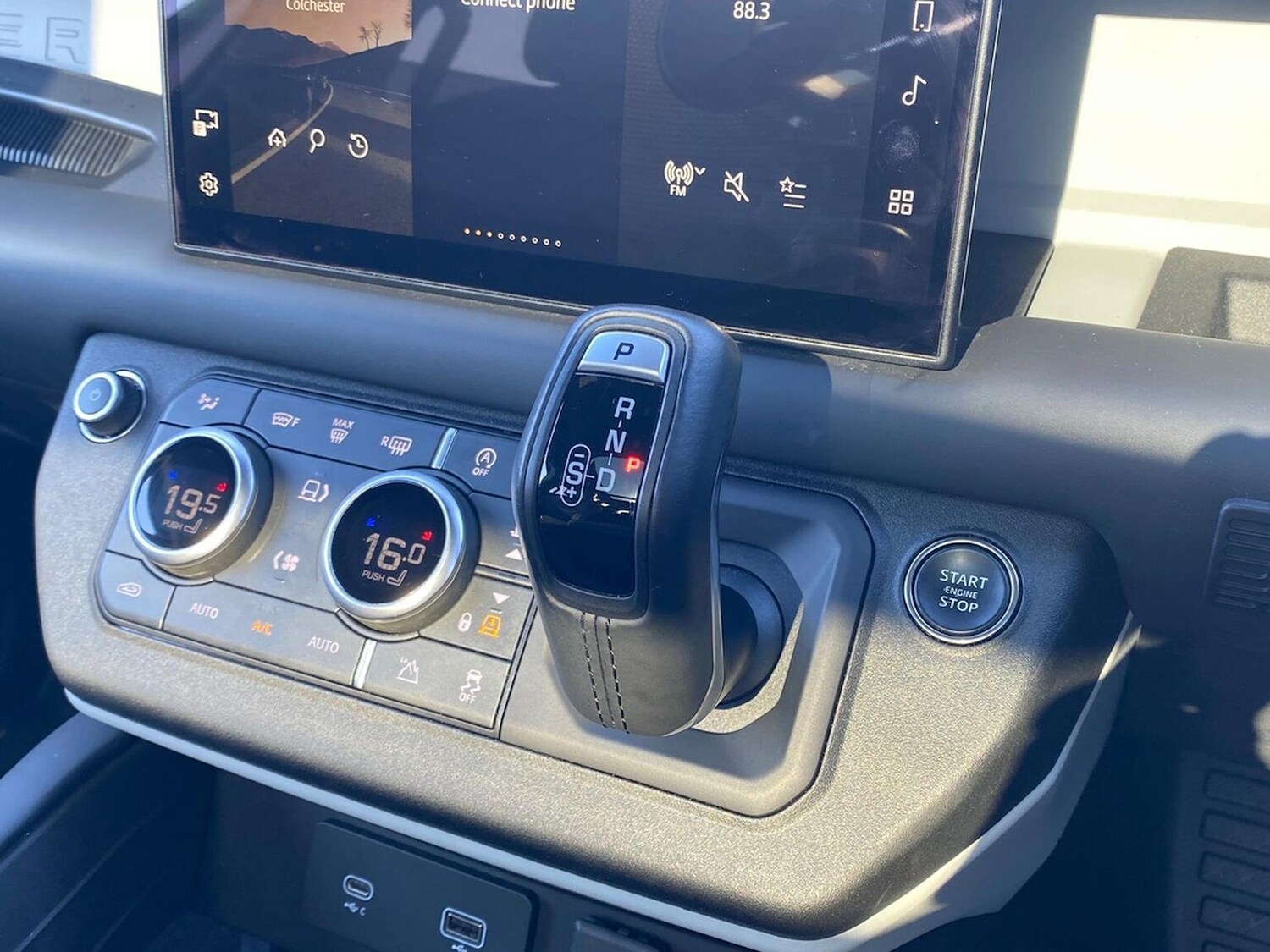 Used Land Rover Defender 2023 for sale - 78191828: Photo 15