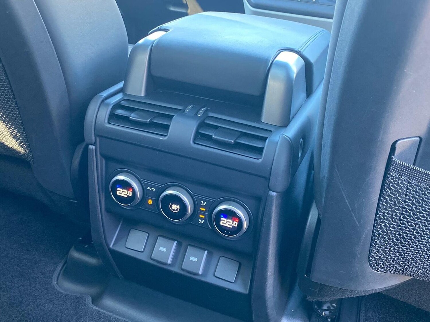 Used Land Rover Defender 2023 for sale - 78191828: Photo 20