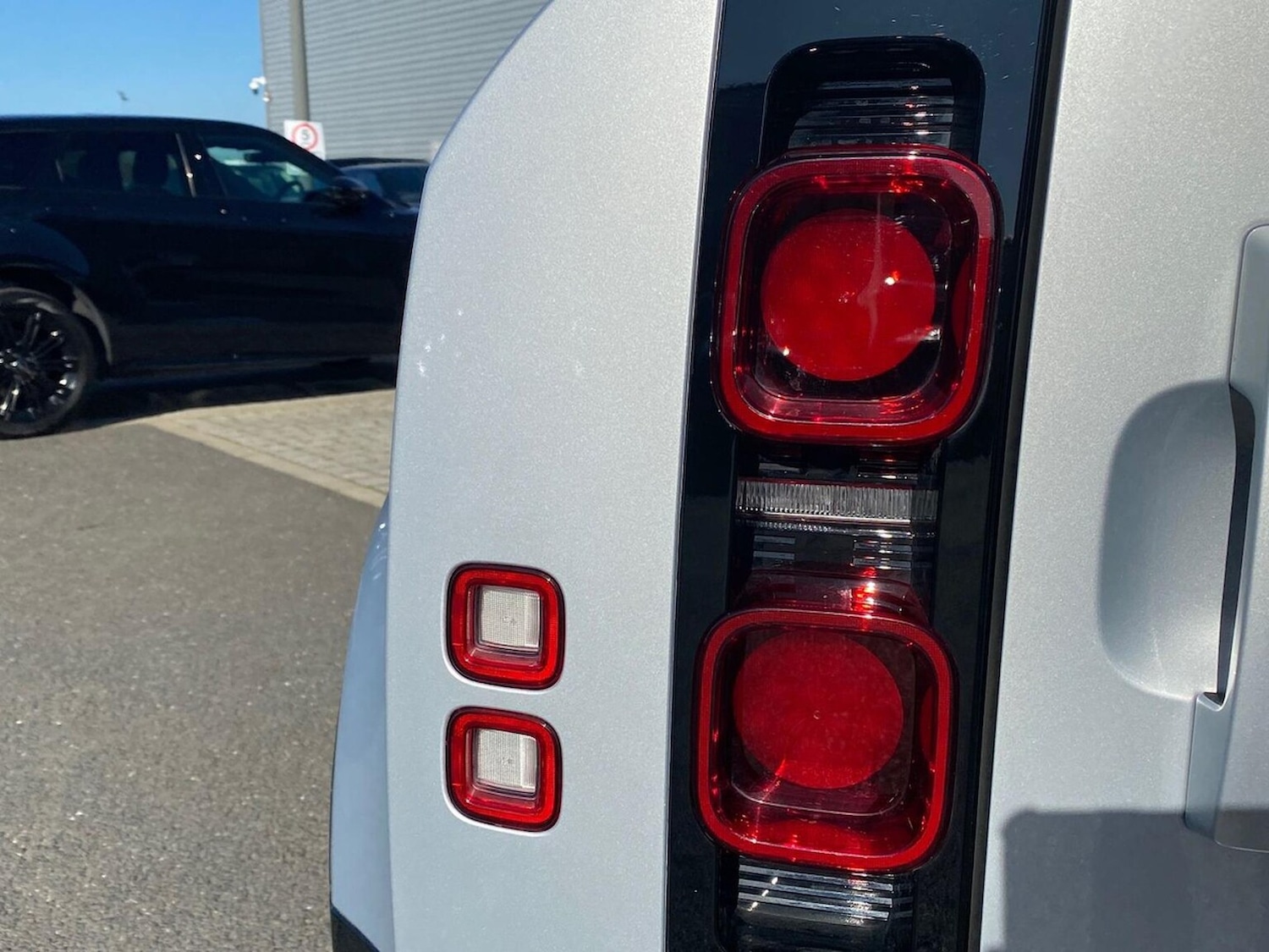 Used Land Rover Defender 2023 for sale - 78191828: Photo 21