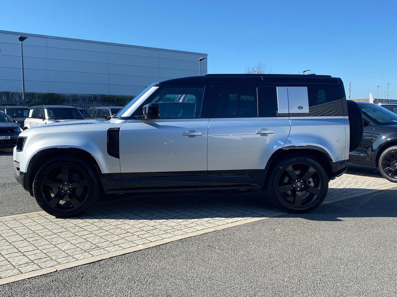 Used Land Rover Defender 2023 for sale - 78191828: Photo 39