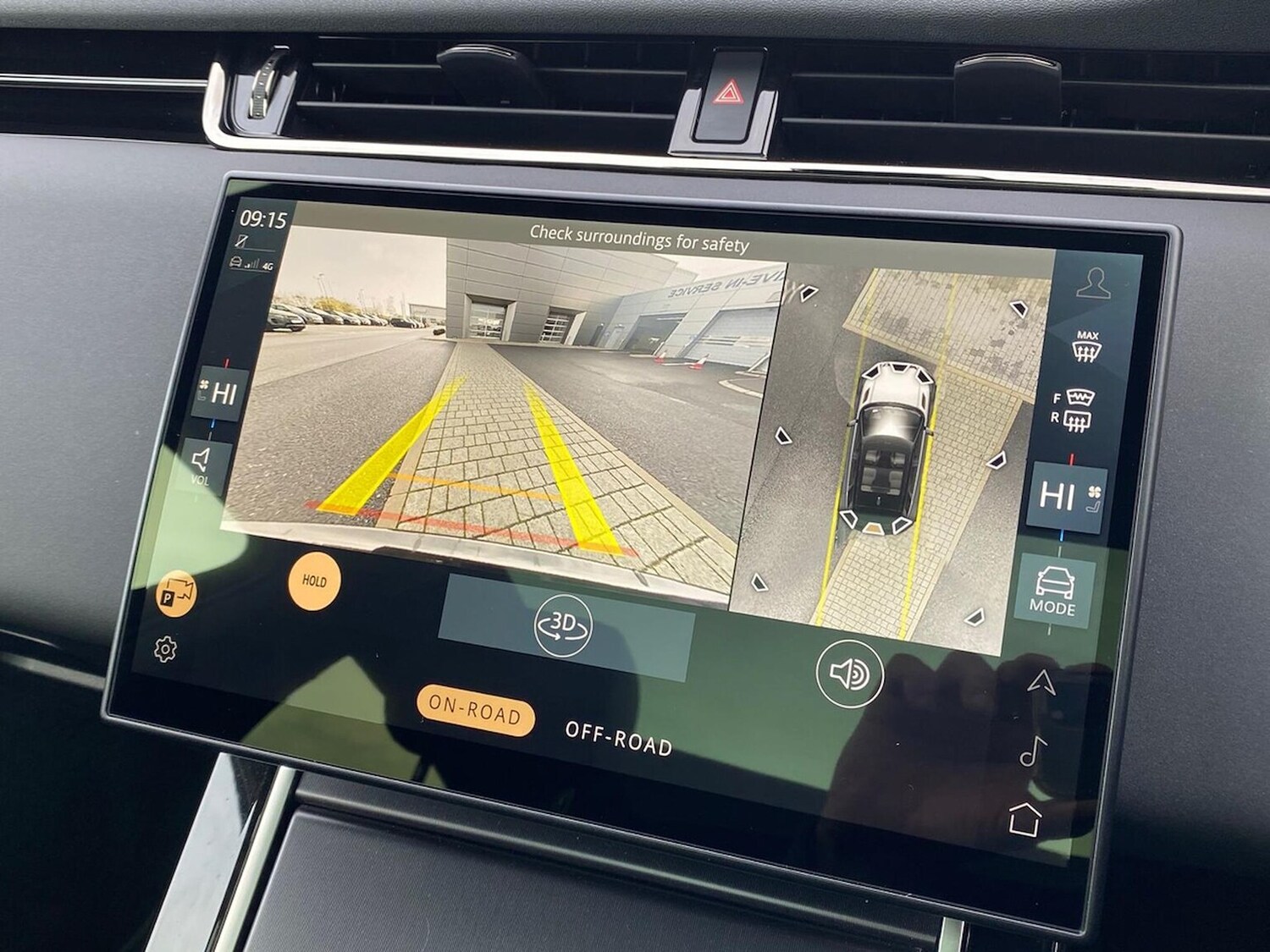 Used Land Rover Range Rover Evoque 2025 for sale - 76599390: Photo 12