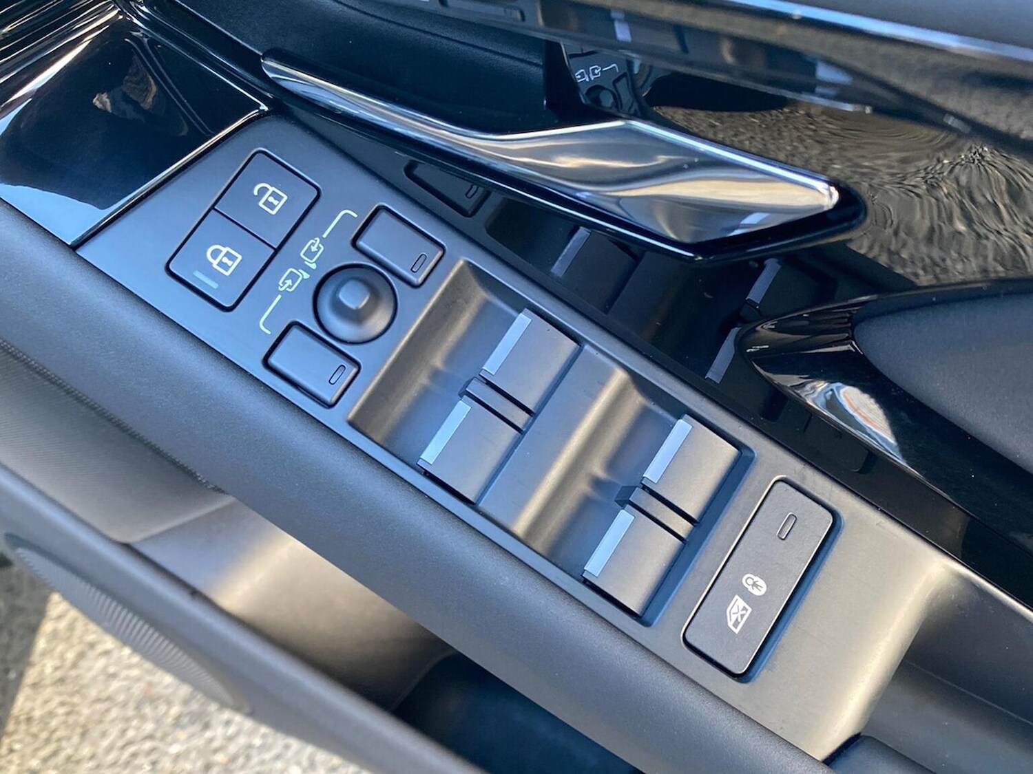 Used Land Rover Range Rover Evoque 2025 for sale - 76599390: Photo 23