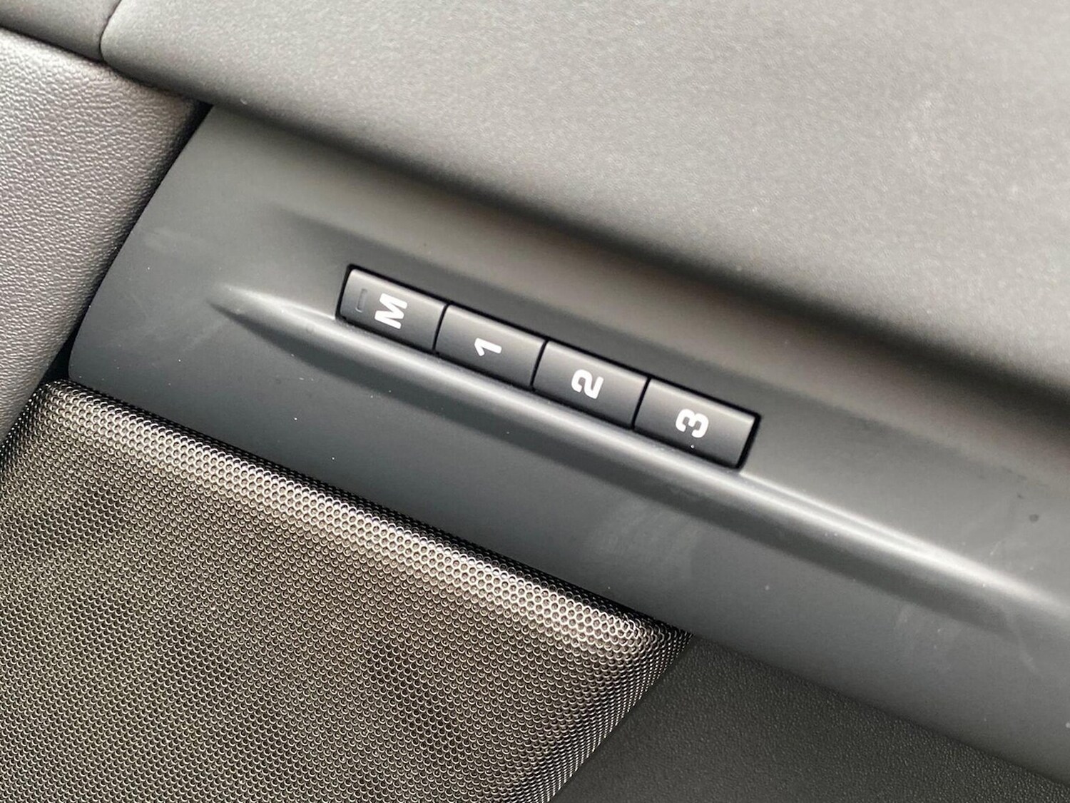 Used Land Rover Range Rover Evoque 2025 for sale - 76599390: Photo 28