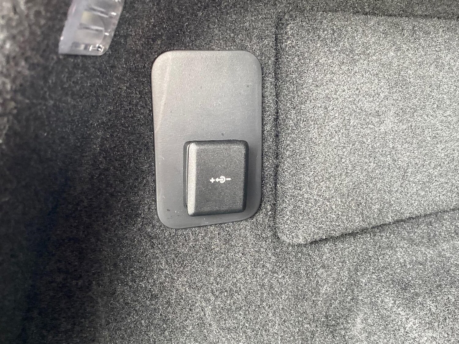 Used Land Rover Range Rover Evoque 2025 for sale - 76599390: Photo 38