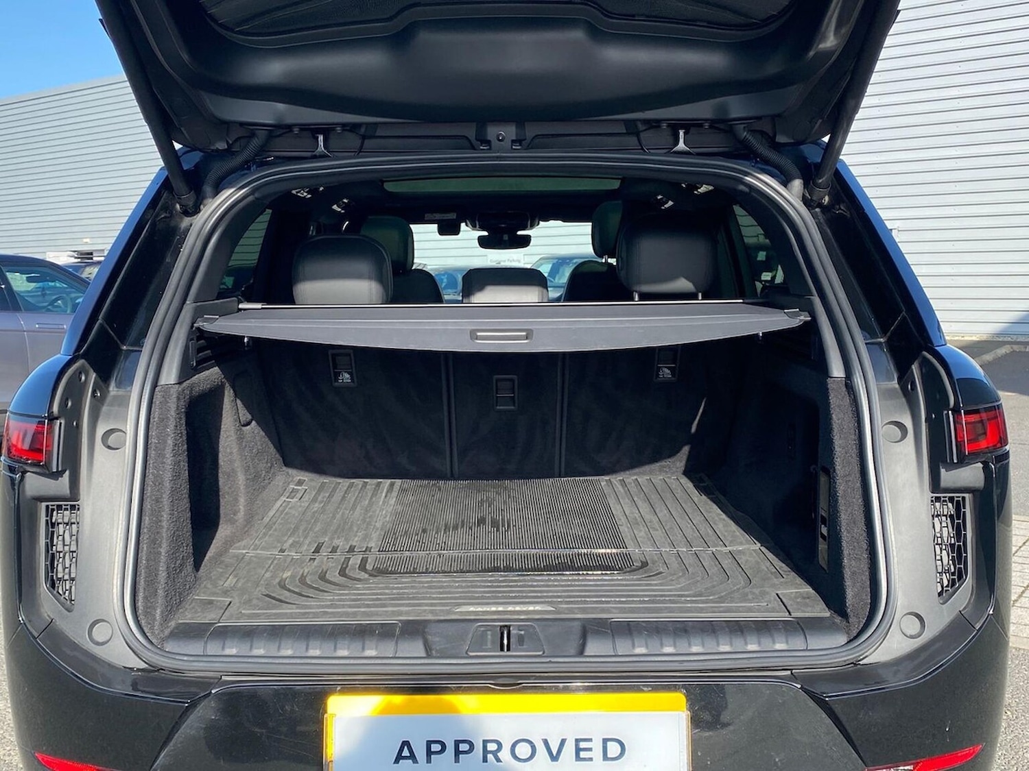 Used Land Rover Range Rover Sport 2024 for sale - 78191818: Photo 12