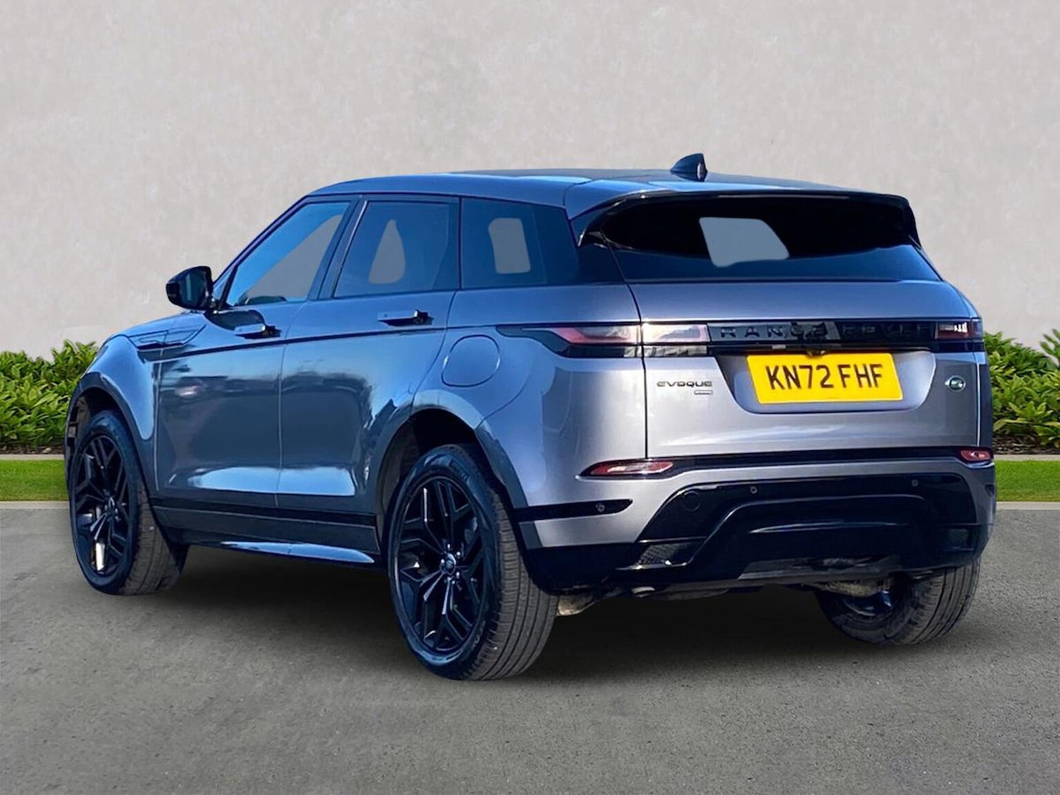 Used Land Rover Range Rover Evoque 2022 for sale - 77789587: Photo 2