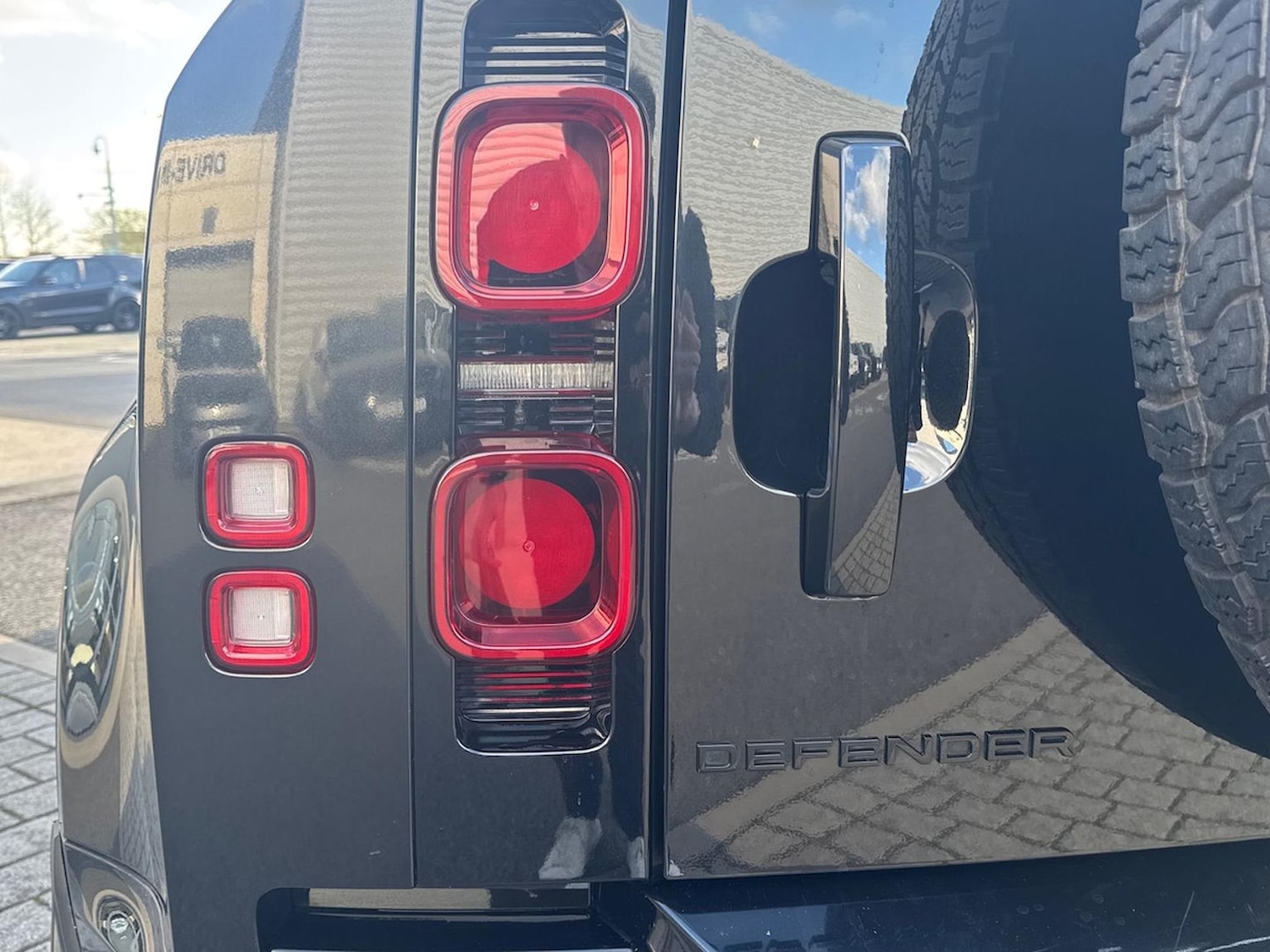 Used Land Rover Defender 2023 for sale - 78193538: Photo 28