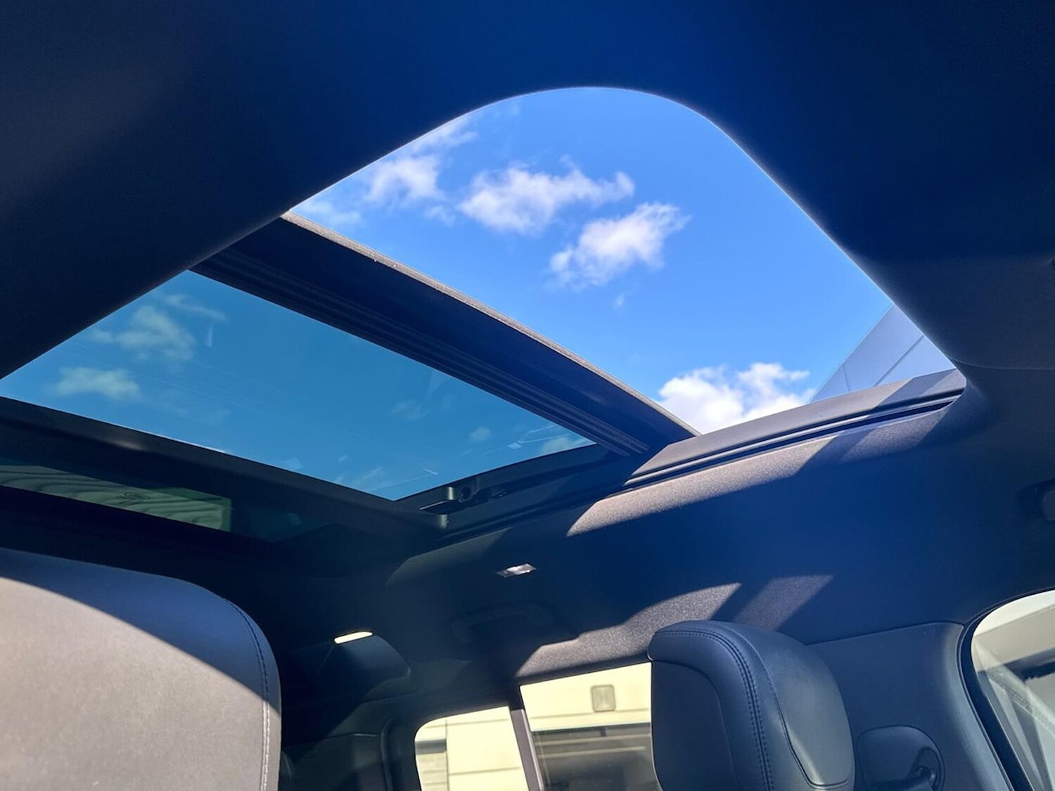 Used Land Rover Defender 2023 for sale - 78193538: Photo 34