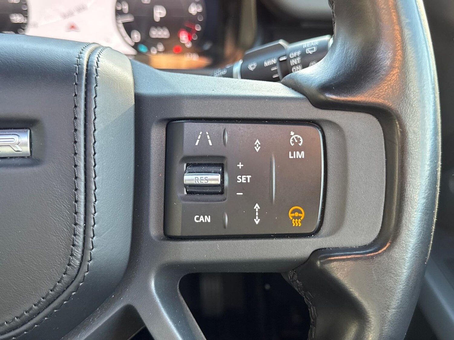 Used Land Rover Defender 2023 for sale - 78193538: Photo 40