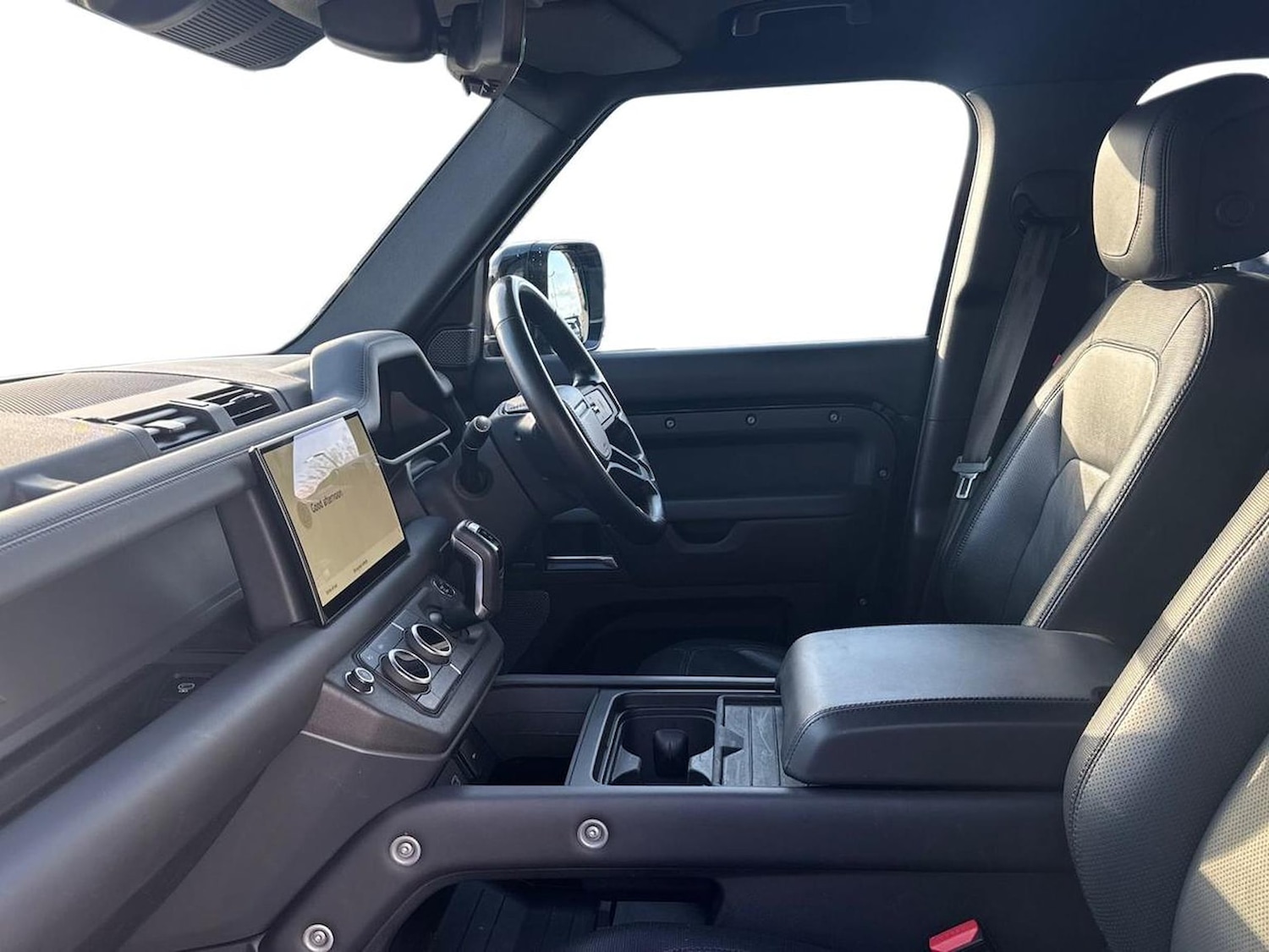 Used Land Rover Defender 2023 for sale - 78193538: Photo 5