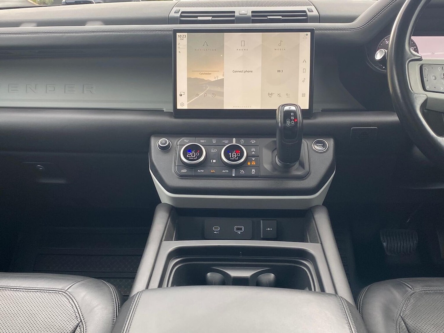 Used Land Rover Defender 2022 for sale - 76449632: Photo 14