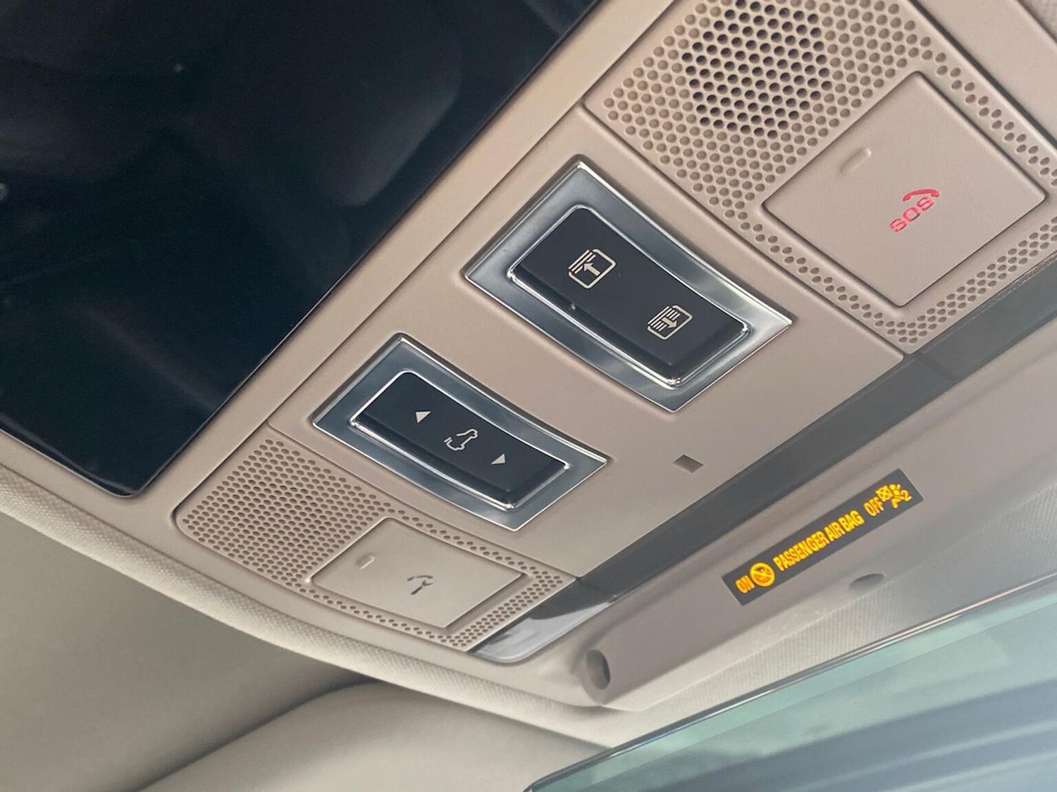 Used Land Rover Defender 2022 for sale - 76449632: Photo 23