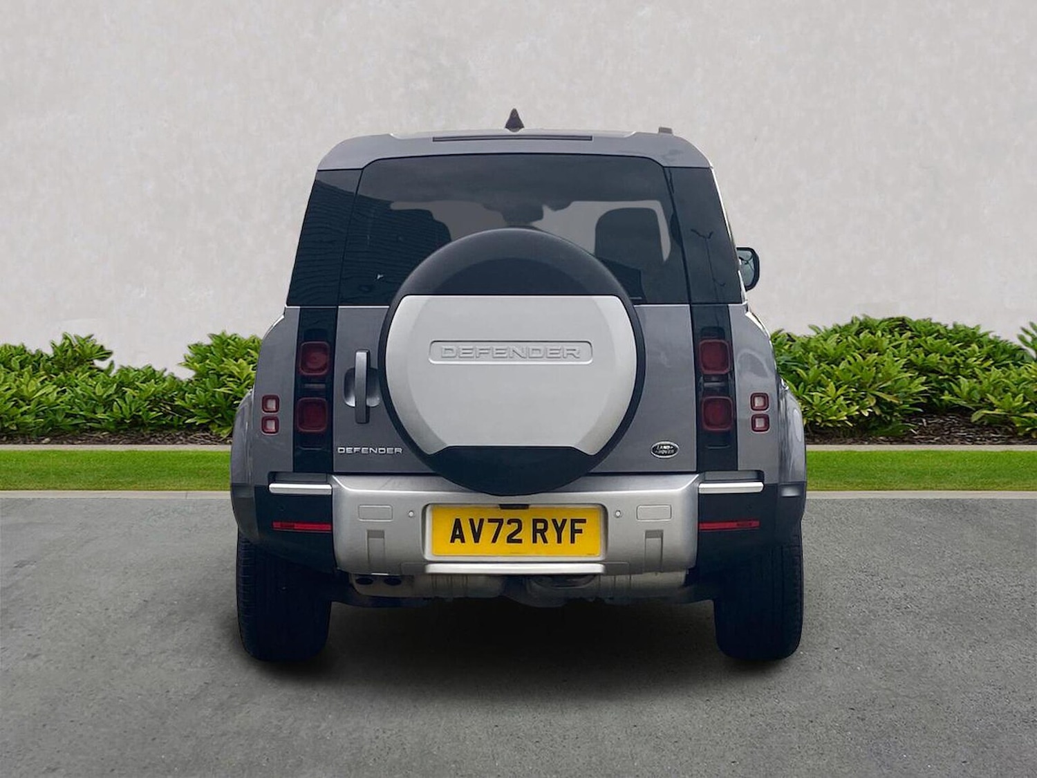 Used Land Rover Defender 2022 for sale - 76449632: Photo 6