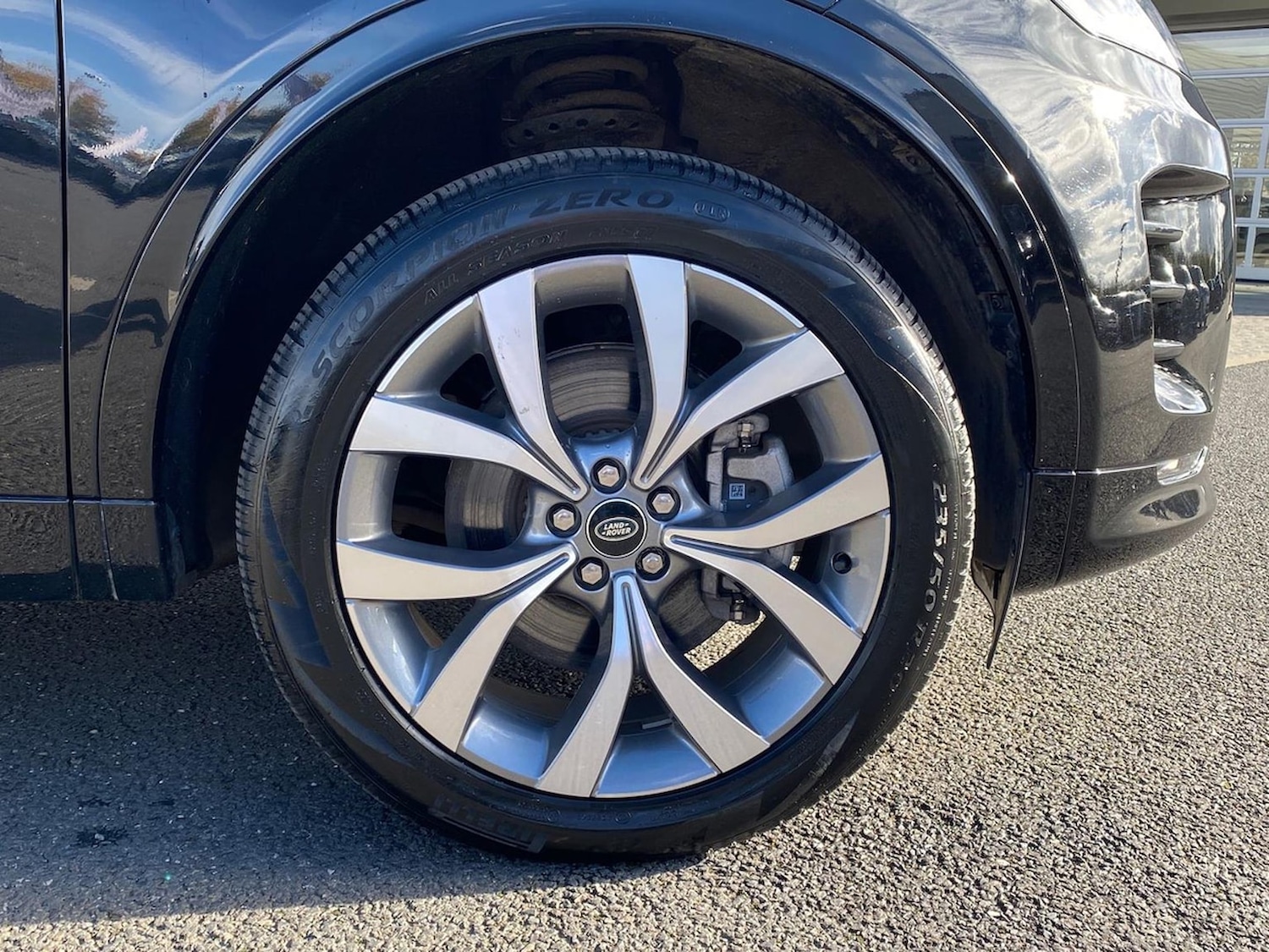 Used Land Rover Discovery Sport 2024 for sale - 76347039: Photo 8