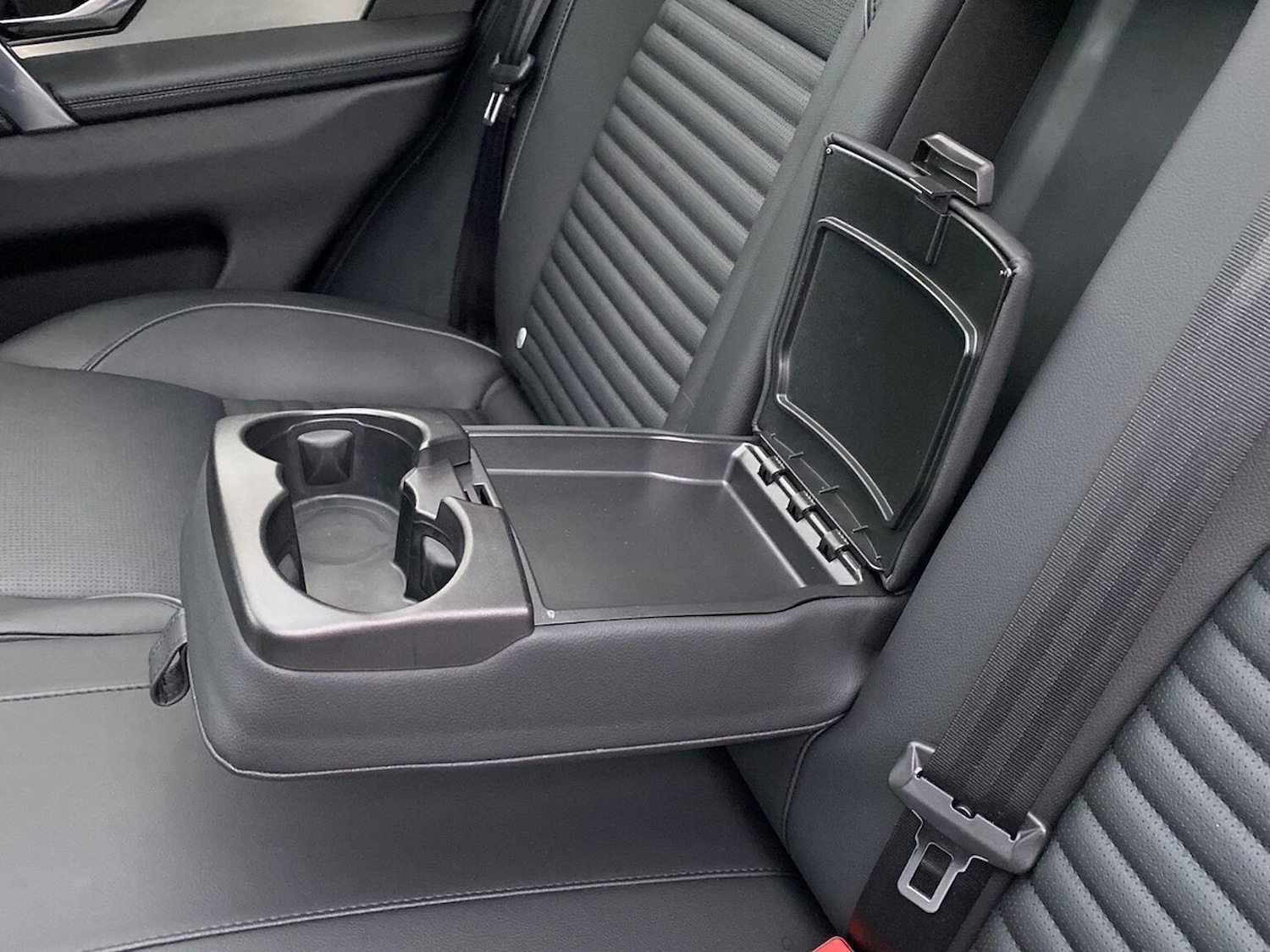 Used Land Rover Discovery Sport 2025 for sale - 77001913: Photo 36