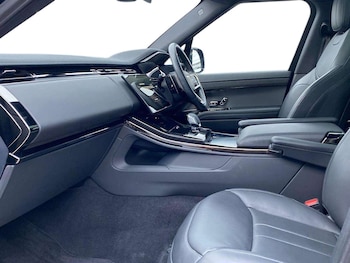 Used Land Rover Range Rover Sport 2024 for sale - 78317065: Photo