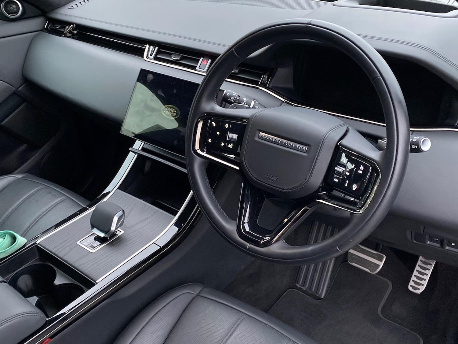 Used Land Rover Range Rover Evoque 2024 for sale - 77548380: Photo 32