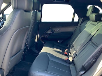 Used Land Rover Range Rover Sport 2024 for sale - 78317101: Photo