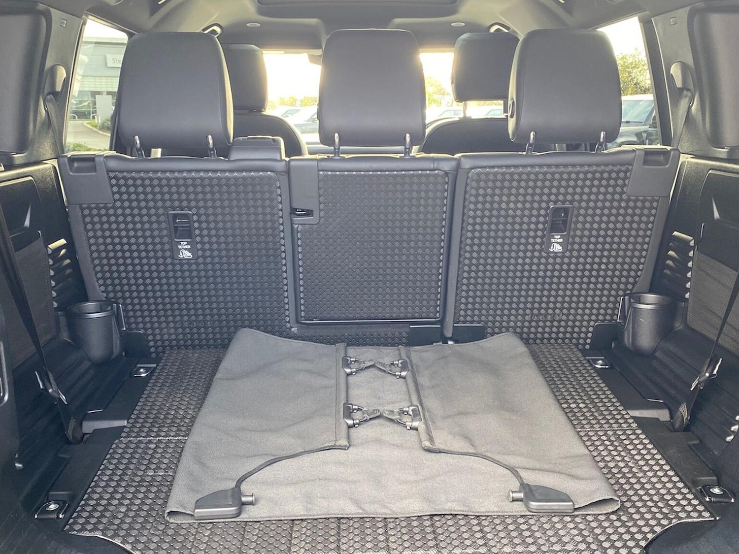 Used Land Rover Defender 2023 for sale - 76578305: Photo 10