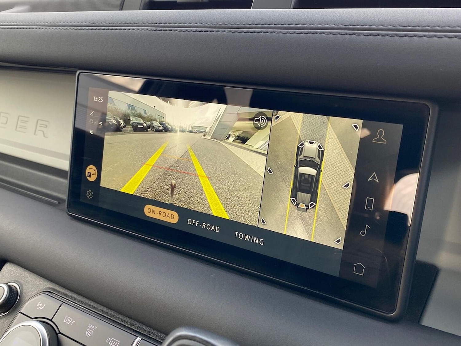 Used Land Rover Defender 2023 for sale - 76578305: Photo 12