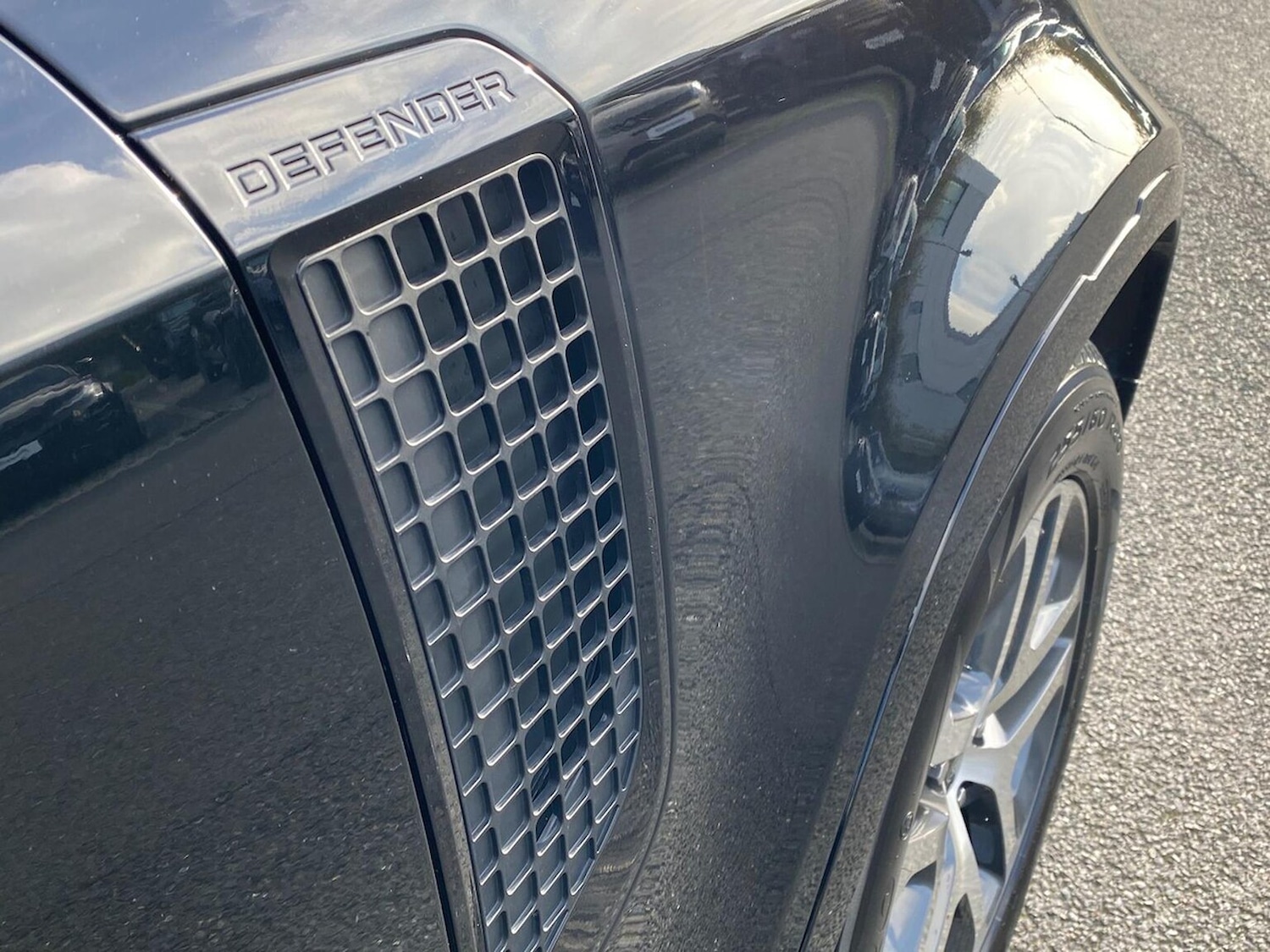 Used Land Rover Defender 2023 for sale - 76578305: Photo 25