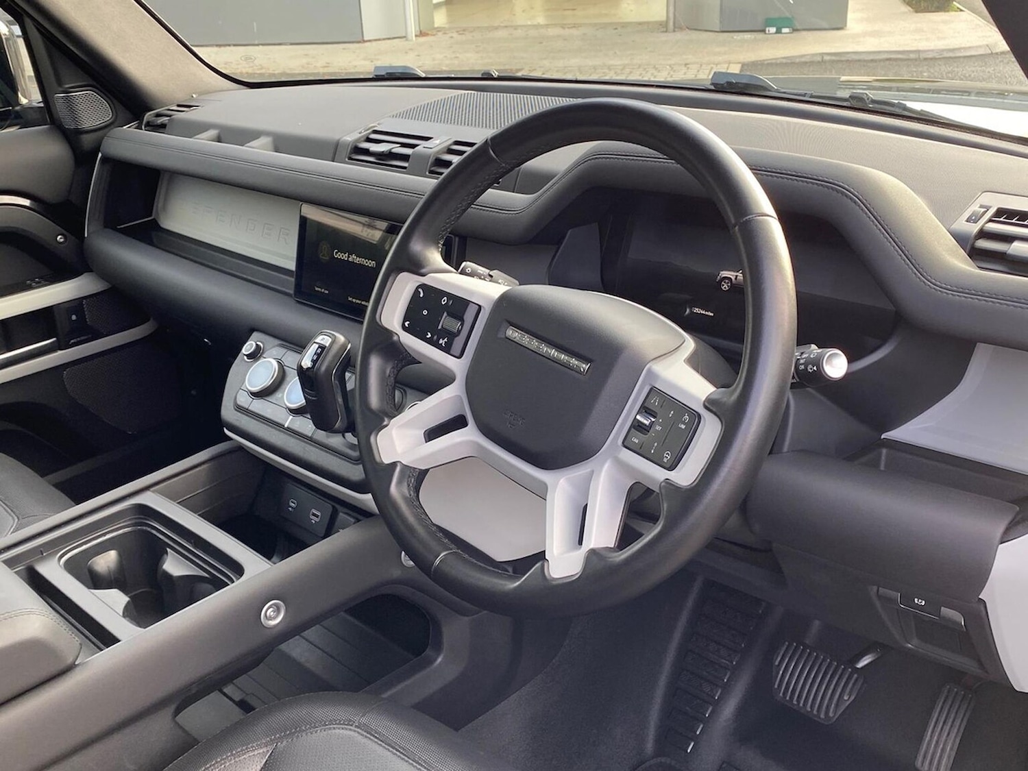 Used Land Rover Defender 2023 for sale - 76578305: Photo 26